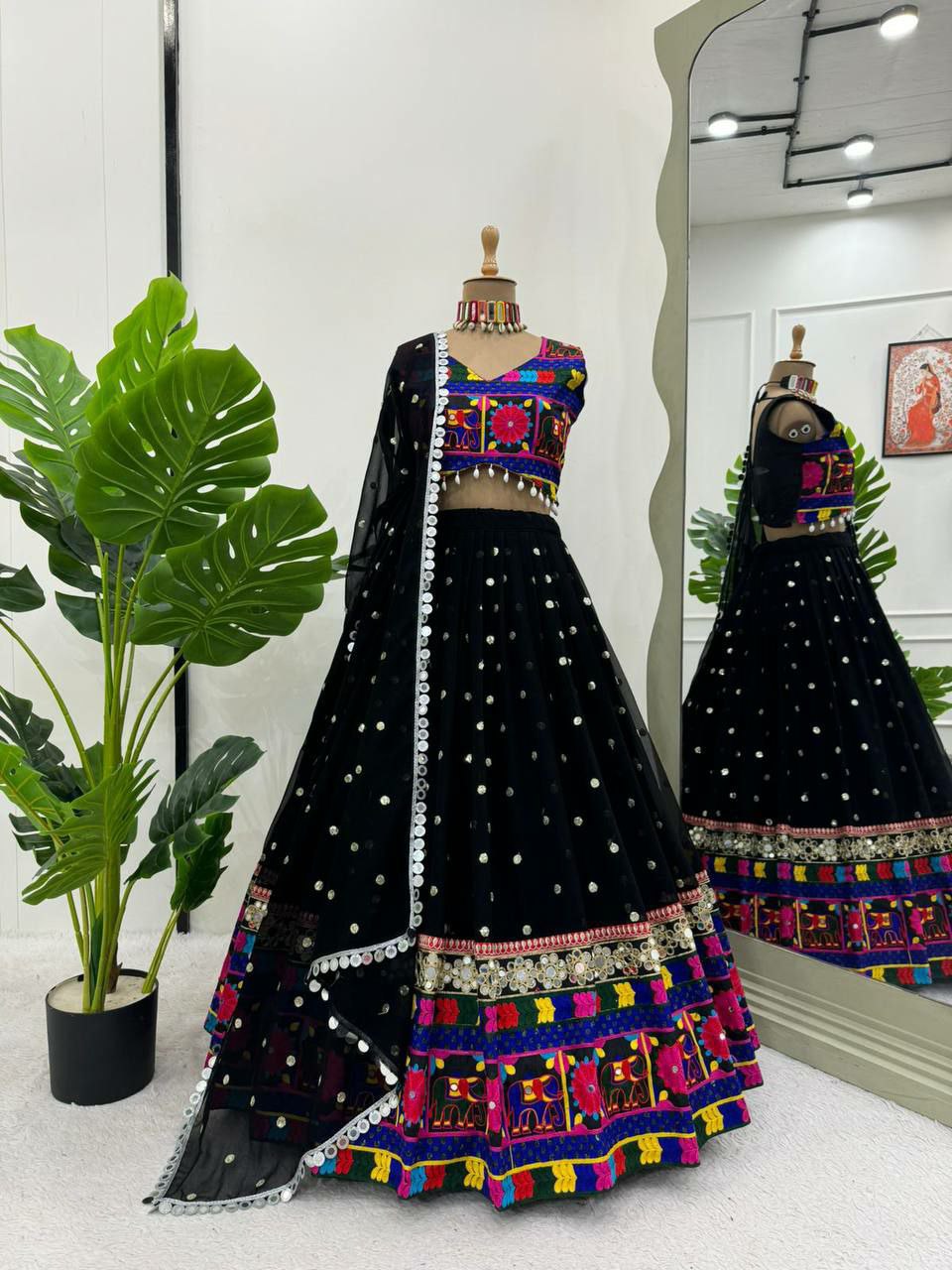 Perfect ring ceremony lehenga choli set : Foux gorgette
Work : Sequnce with Chainstich work with *Real mirror