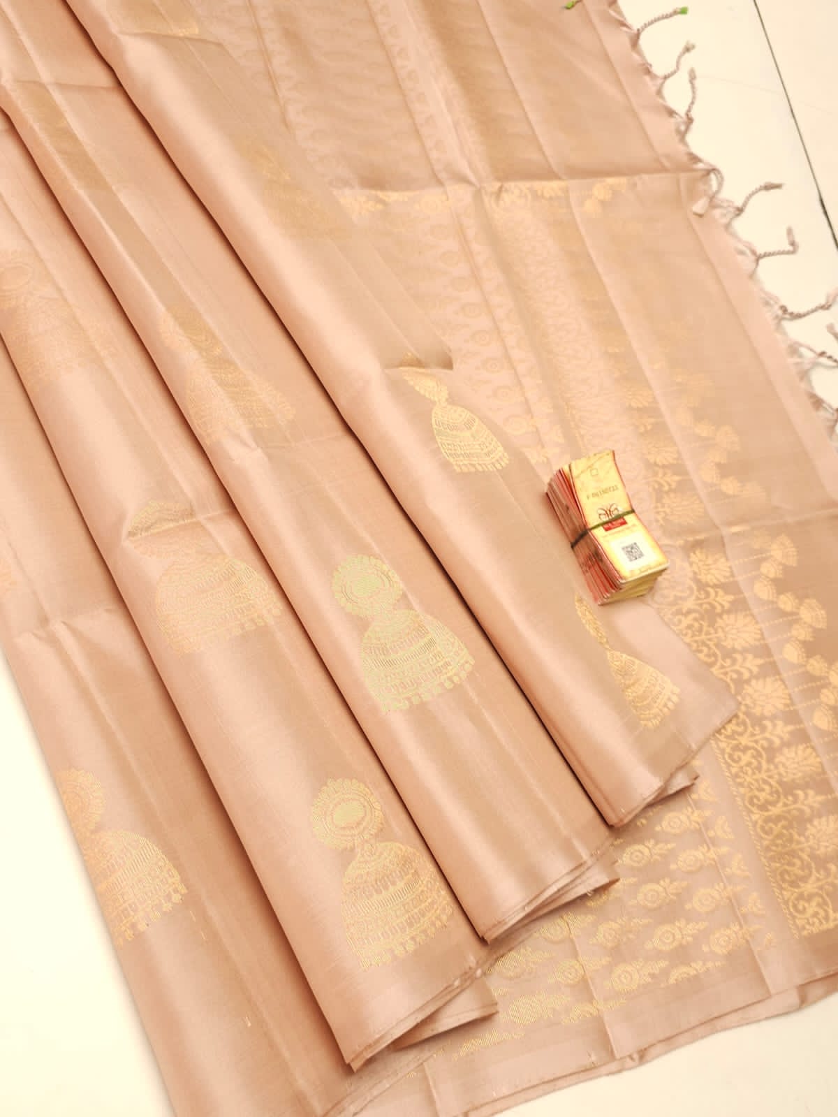 Pure handloom kanchi soft silk sarees
Silk mark certified