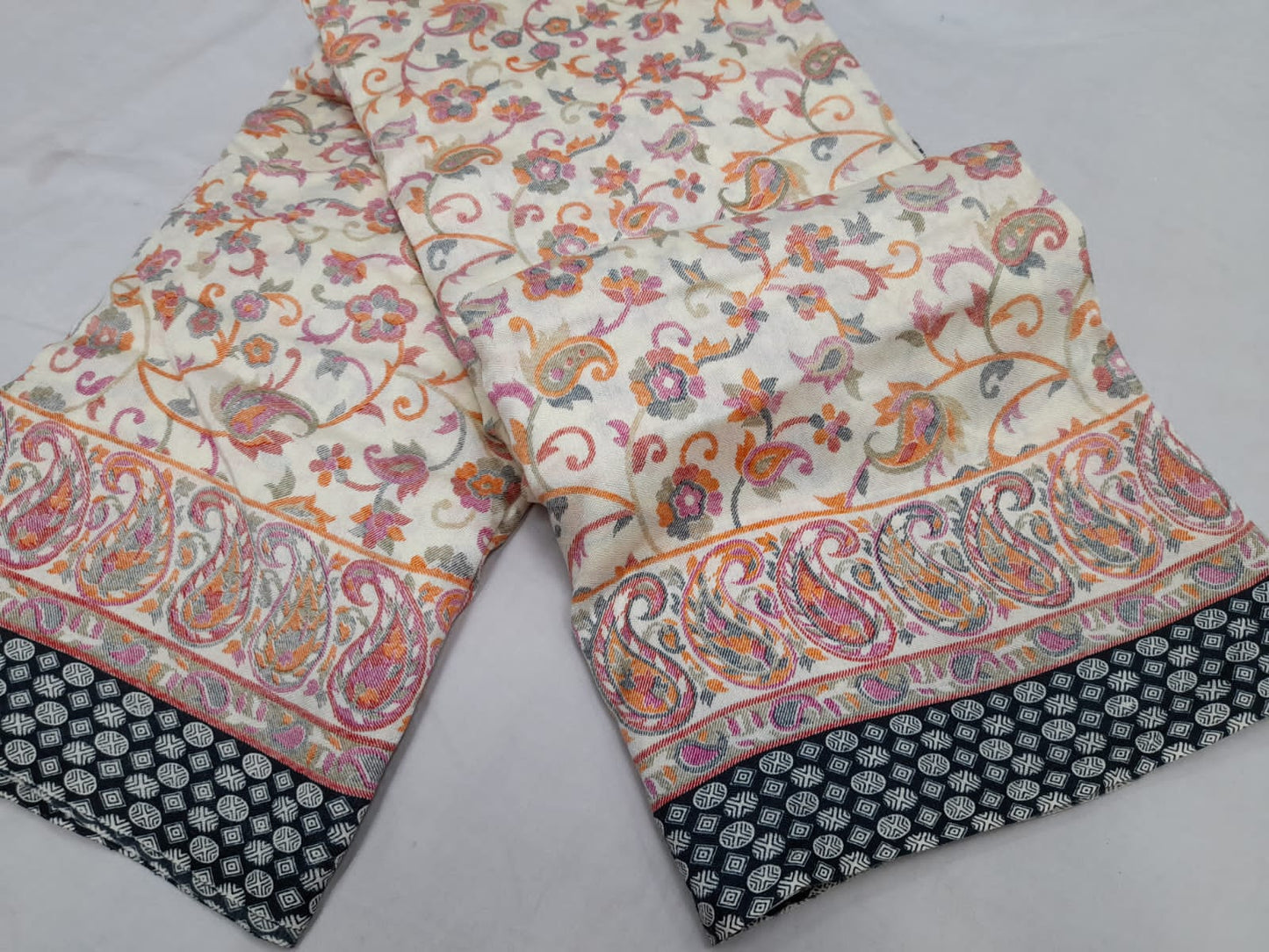 Pashmina saree*