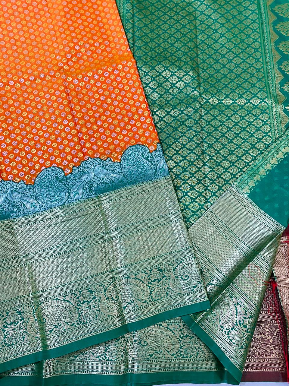 Kanchipuram Semi silk saree
Super quality
beautiful korvai turning border wedding type sarees