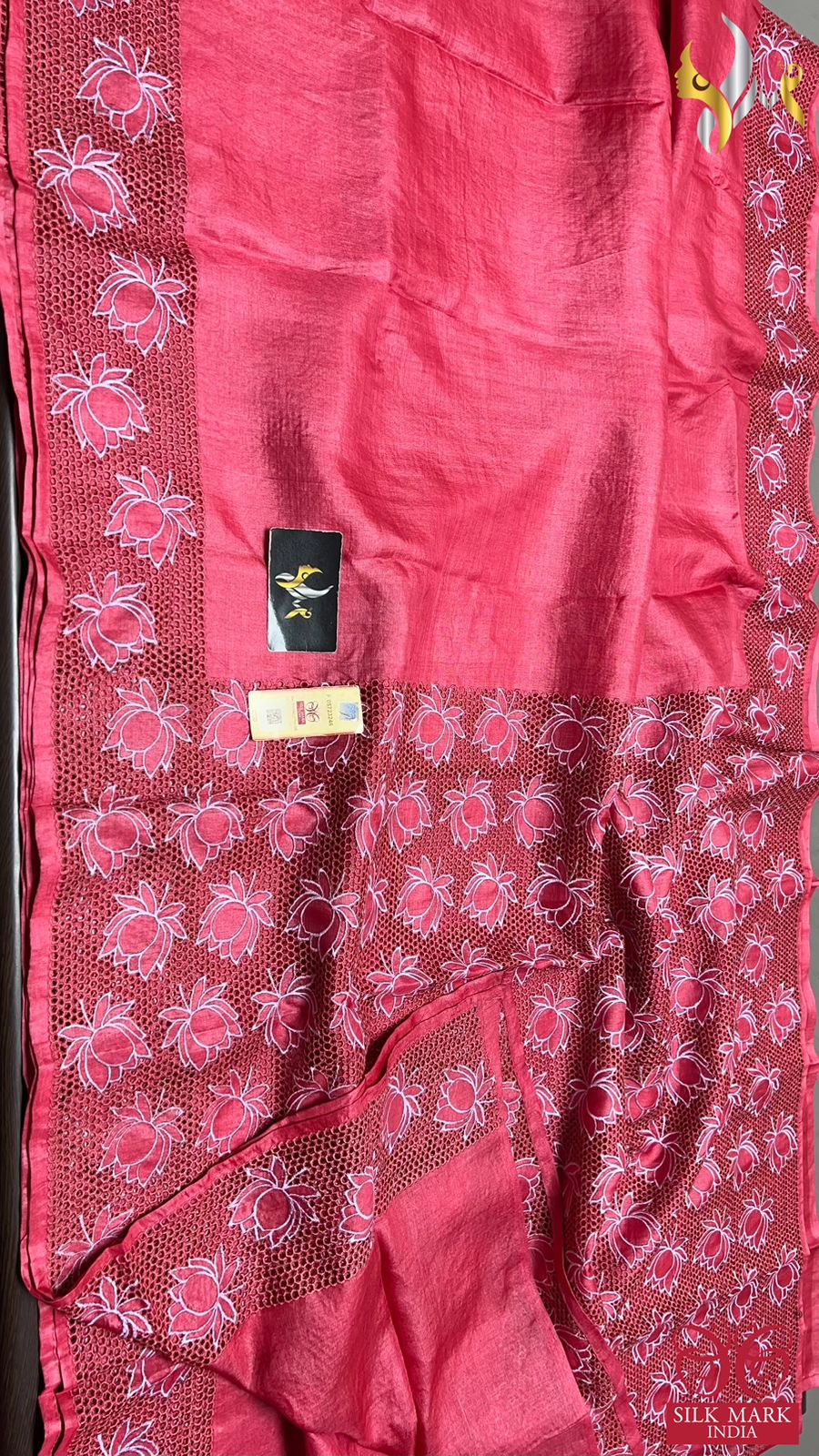 Launching TUSSAR Cutwork work Saree*
*Adorable Pichwai lotus design and fine finishing*