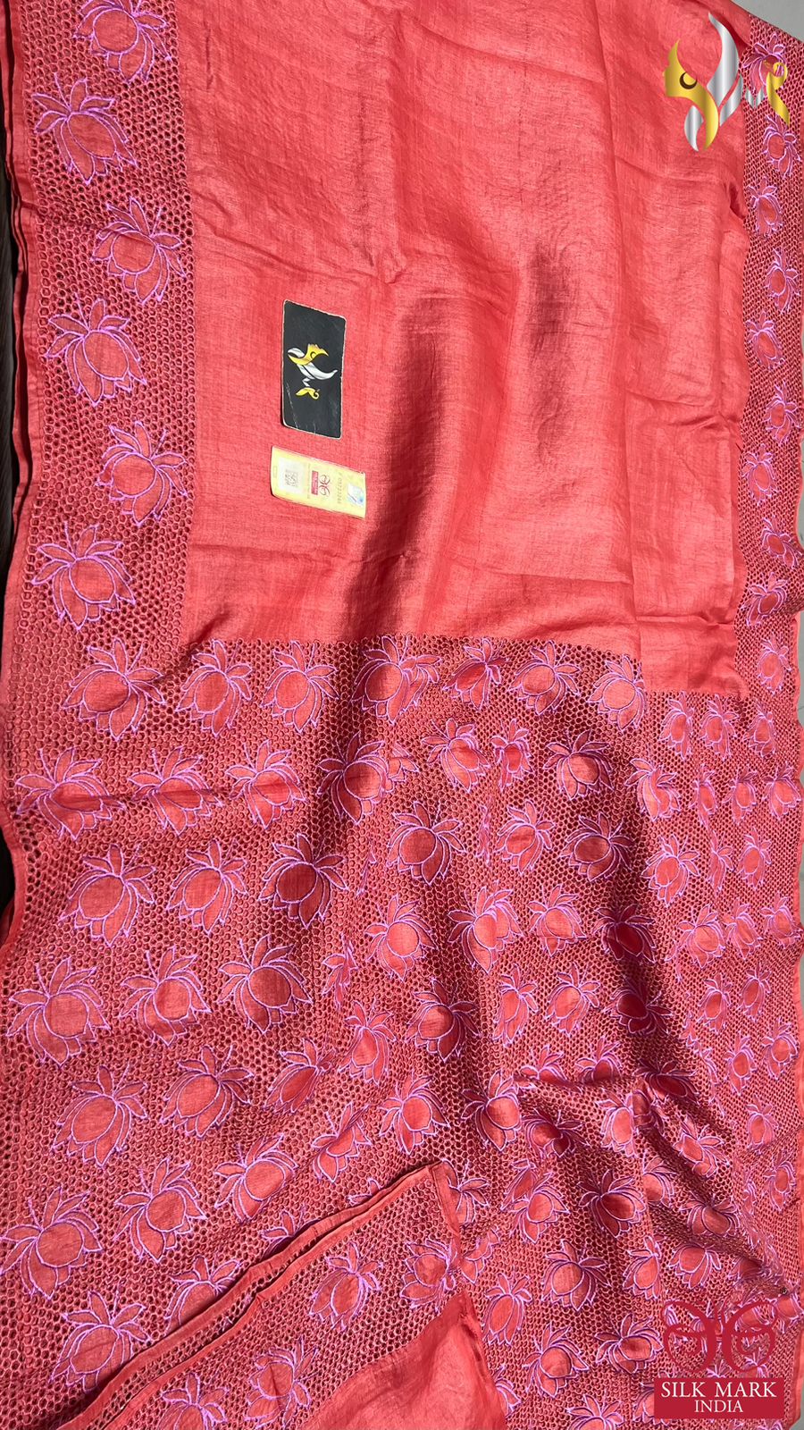 Launching TUSSAR Cutwork work Saree*
*Adorable Pichwai lotus design and fine finishing*