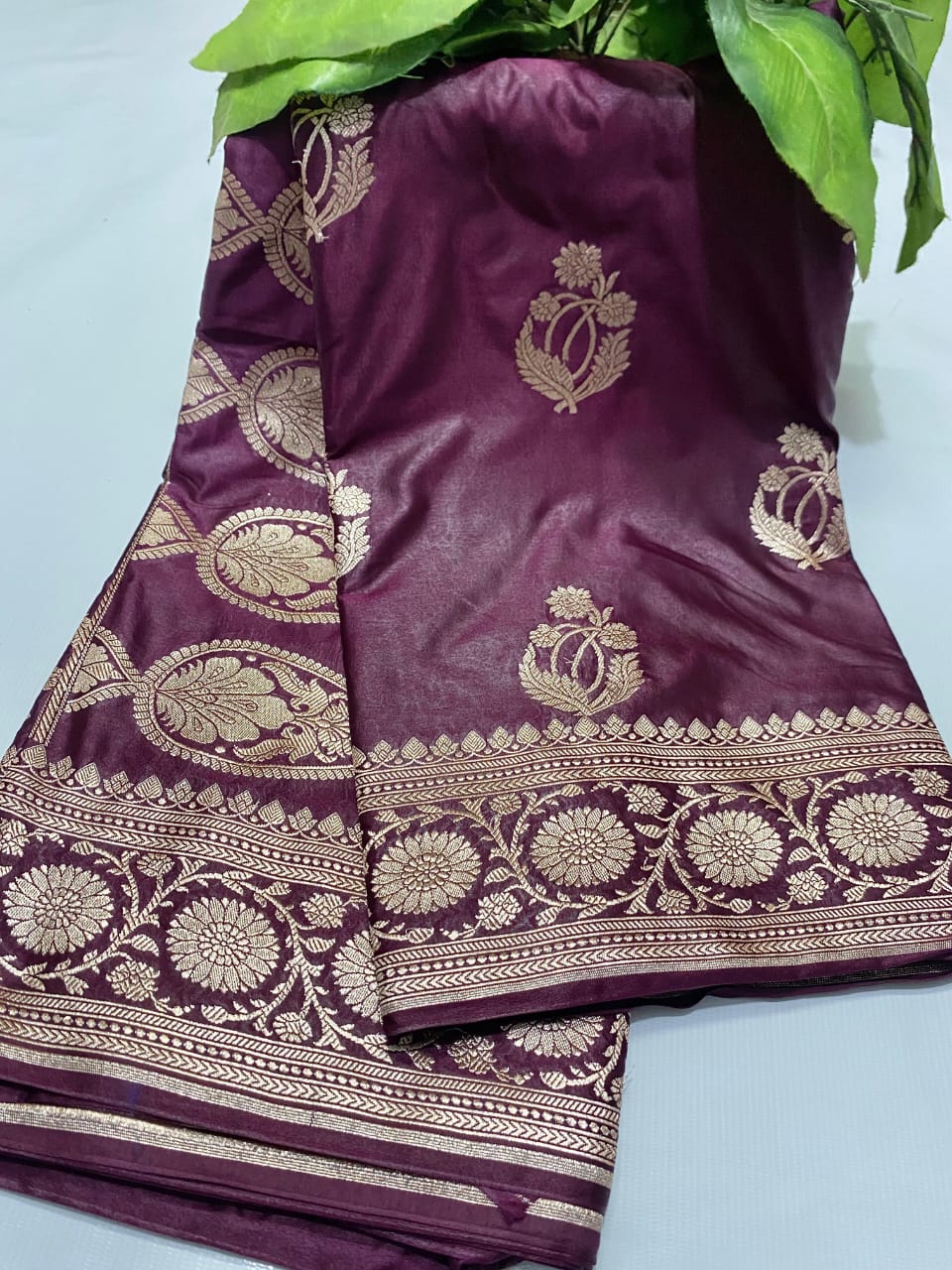 EXCELLENT BANARSI SATIN MASHRU KATAN SILK SAREES
VERY SMOOTH AND SOFT FABRIC