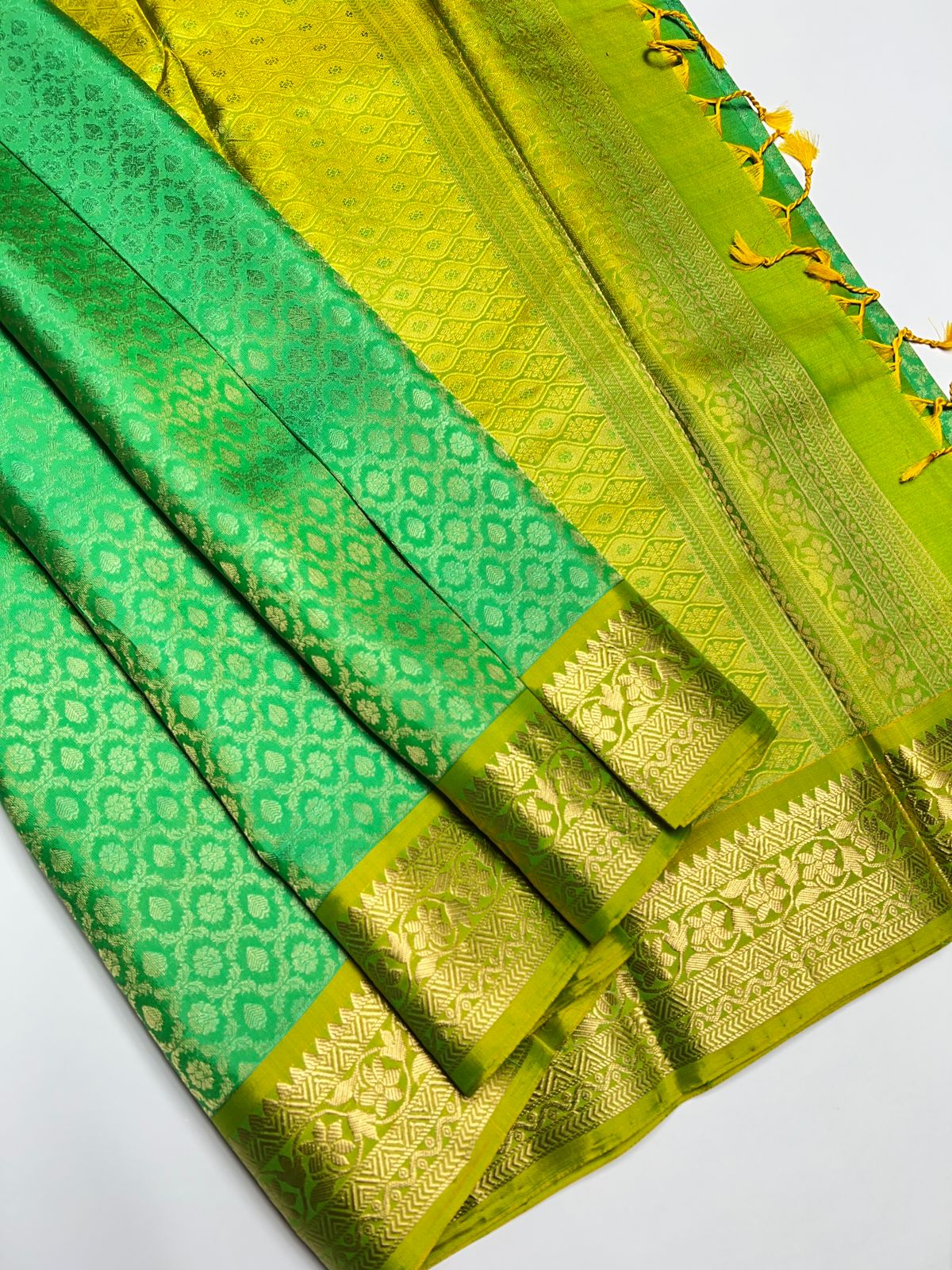 Pure Handloom Soft Silk Saree | Silk Certified