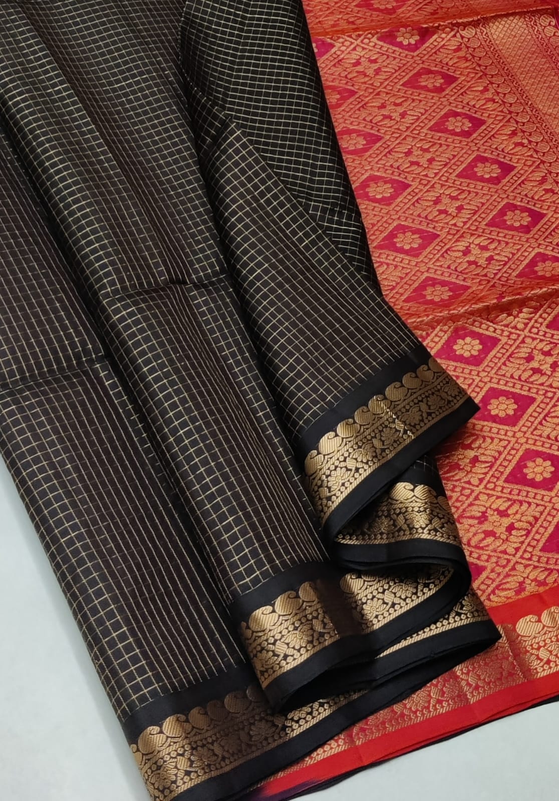 Pure handloom kanchi soft silk sarees
Silk mark certified