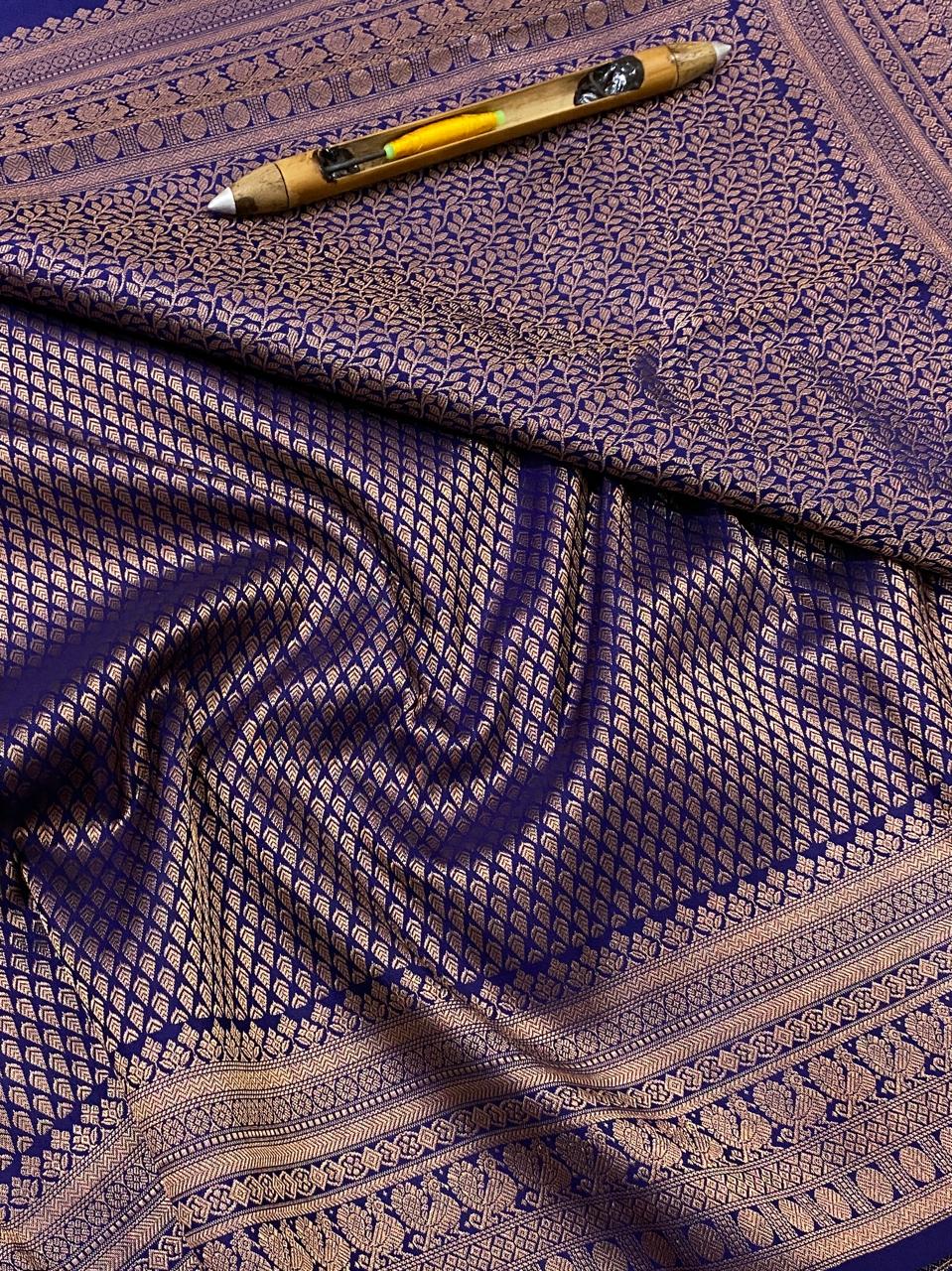 Kanchipuram Handloom pure silk saree
Beautiful fancy Design 
kerala beautiful wedding type sarees*