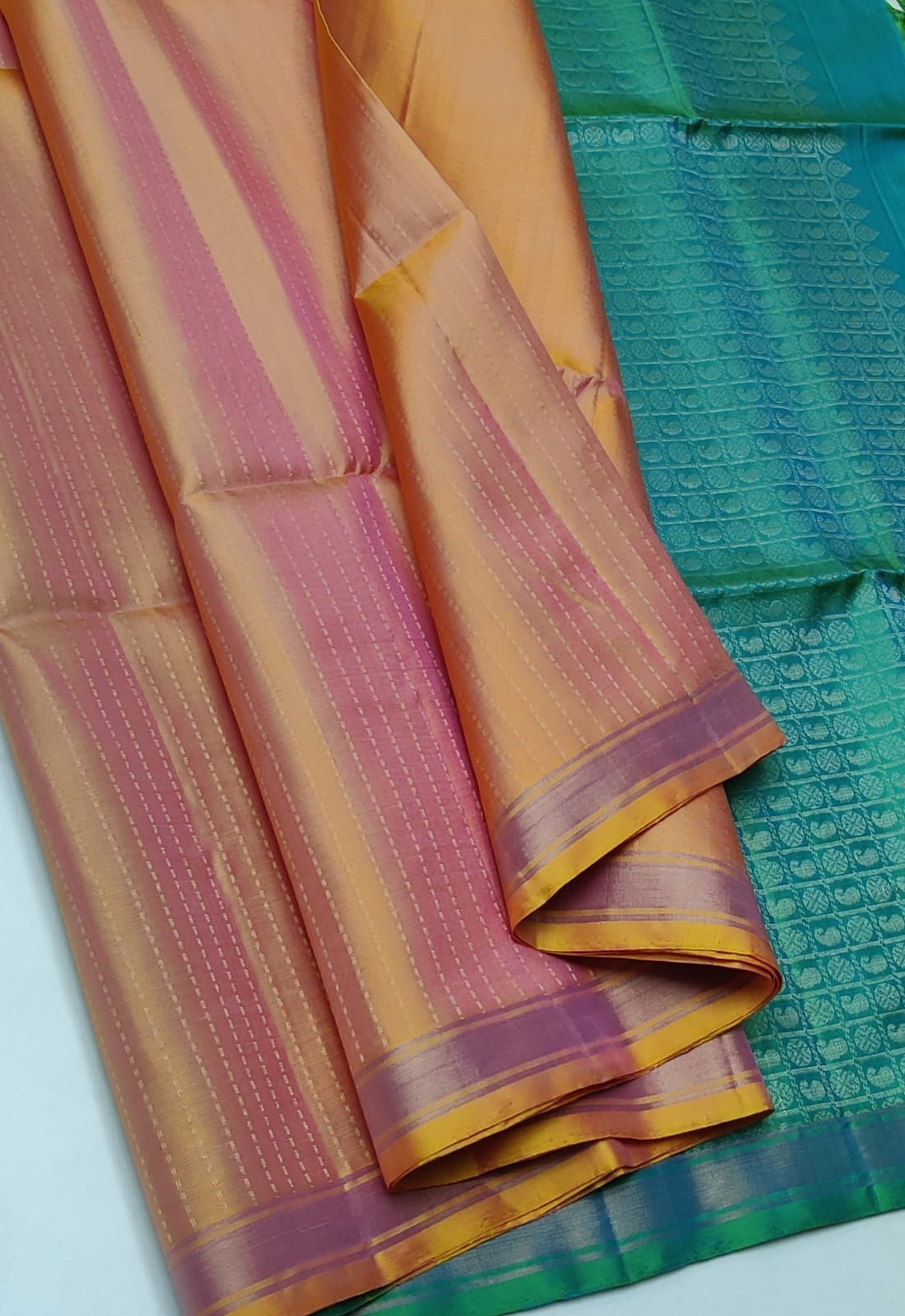 Pure handloom Double warp soft silk saree
Fansy sarees