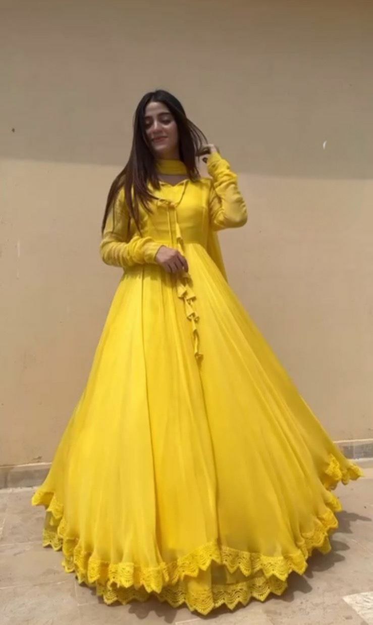 Gown dress set Fox Georgette
Complete Linning