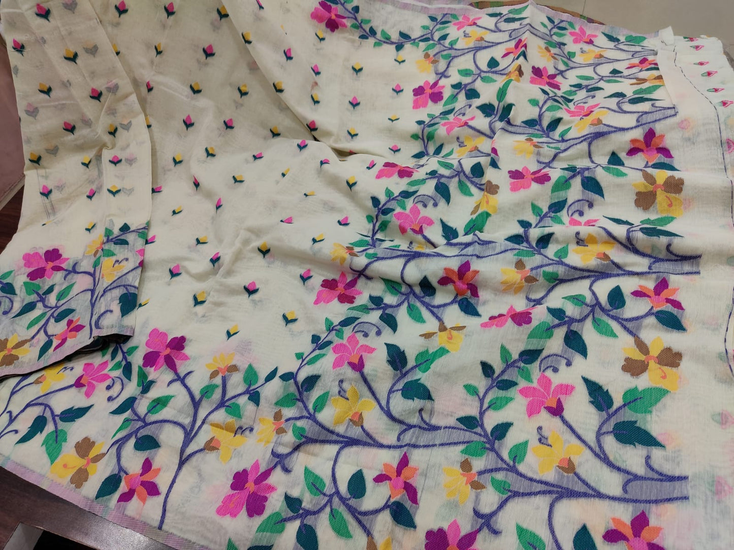 Tantuja slub cotton sarees with all over* *madhobilata weaves*
