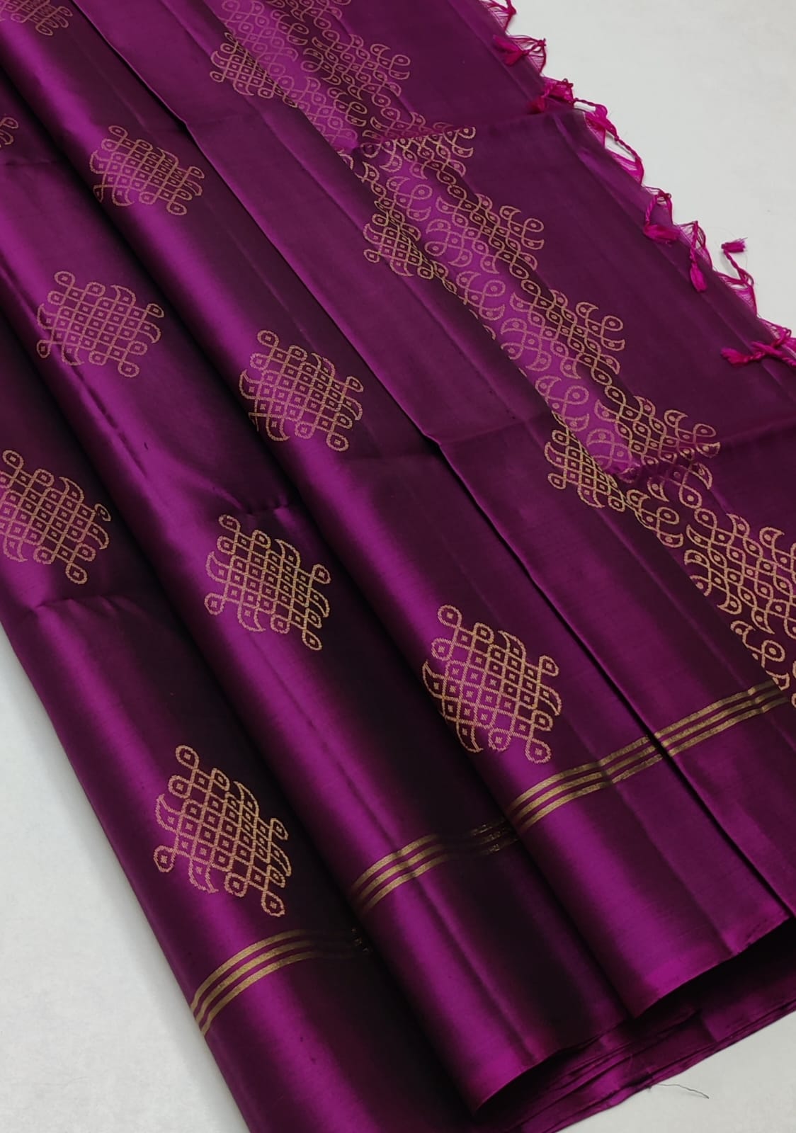 Pure handloom kanchi soft silk Sares
Silk mark certified