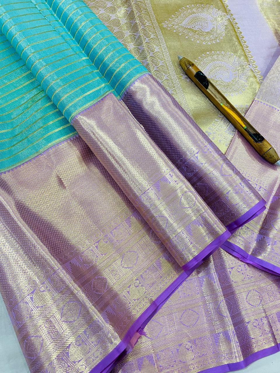 Kanchipuram Handloom pure silk saree
Beautiful fancy Design