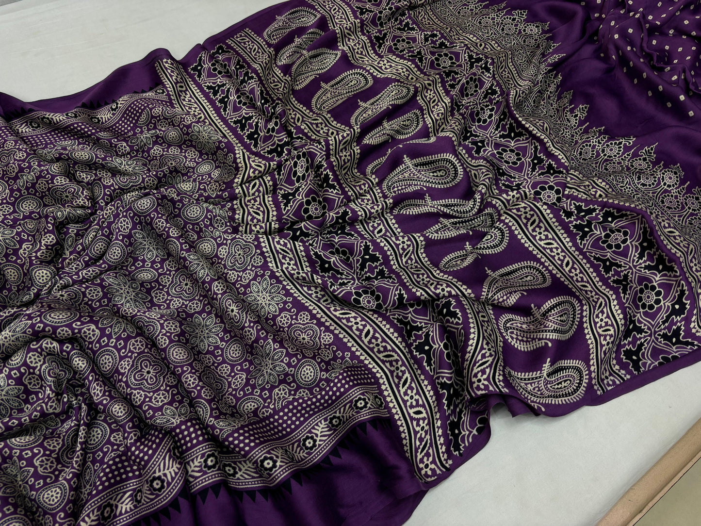 Pure Gajji Silk Saree With Azarkh Print