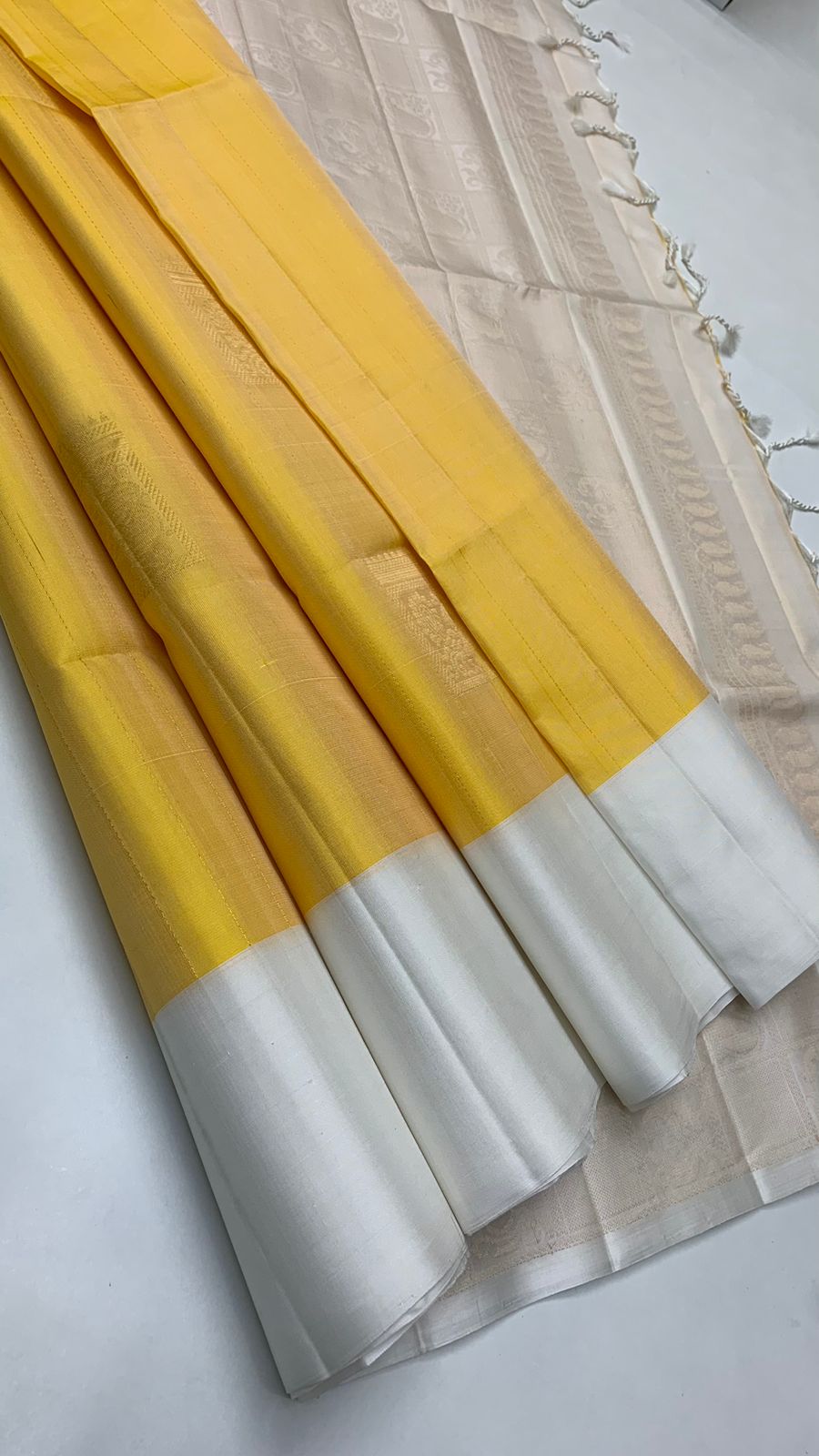Pure handloom bhutta design borderless Double warp soft silk sarees collections ..with contrast Pallu and blouse
