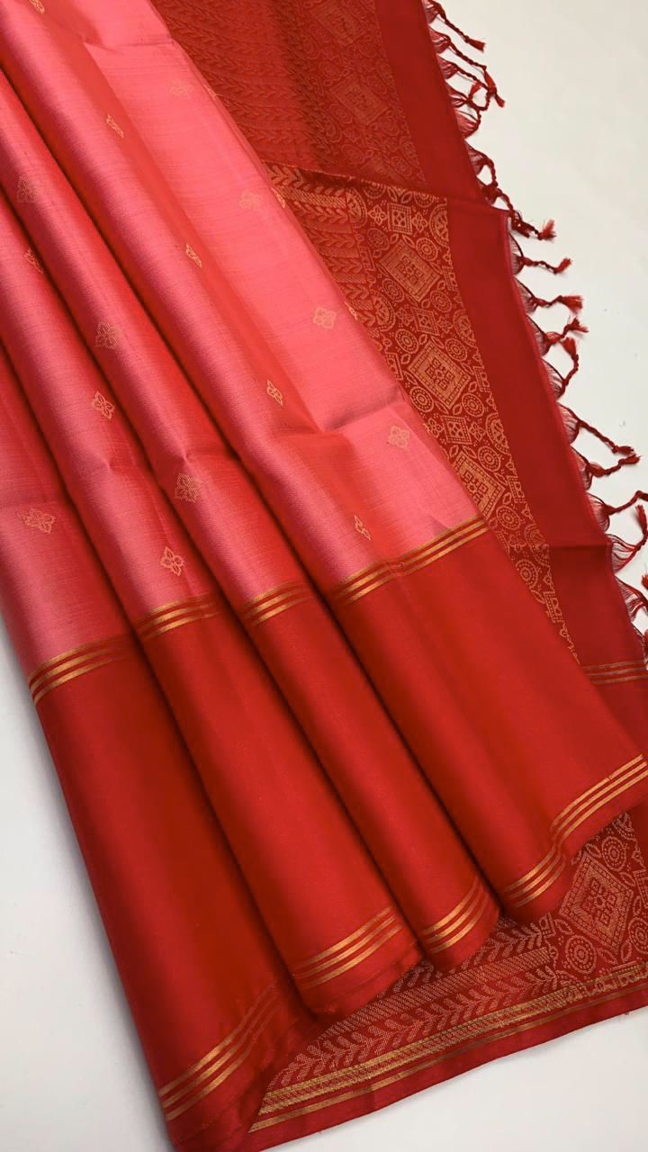 Pure handloom fancy design borderless Double warp soft silk sarees collections                               with contrast Pallu and blouse