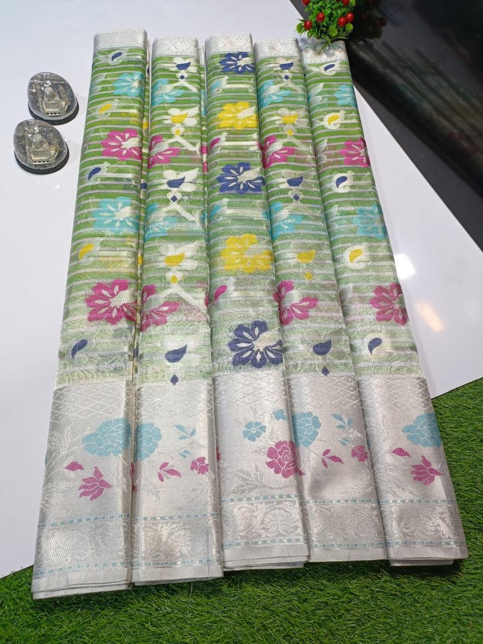 Banarasi Tissue Silk Sarees Good Quality Weaving Design Minkarai Border