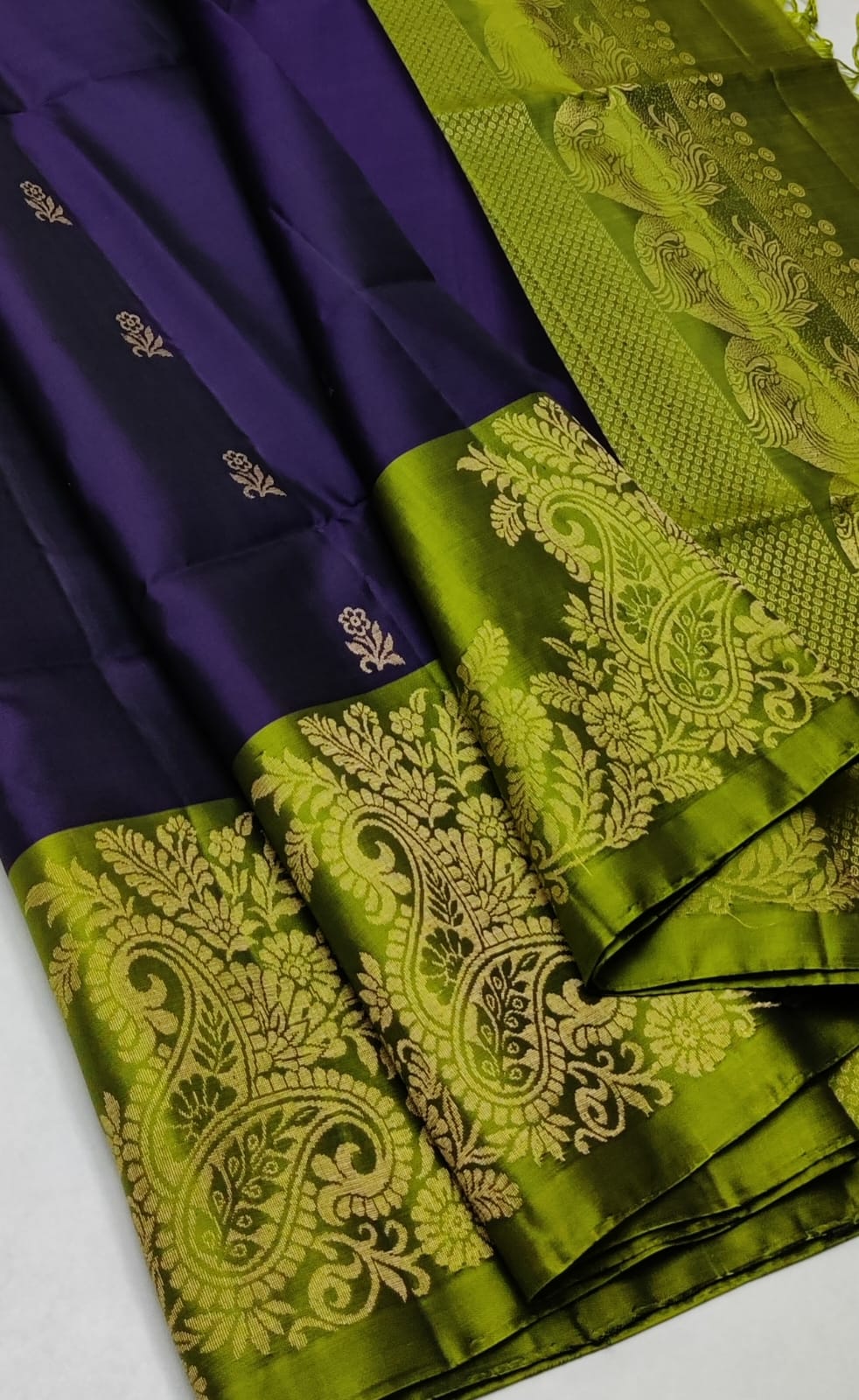 Pure handloom Double warp soft silk saree Turning 
With silk mark certificate