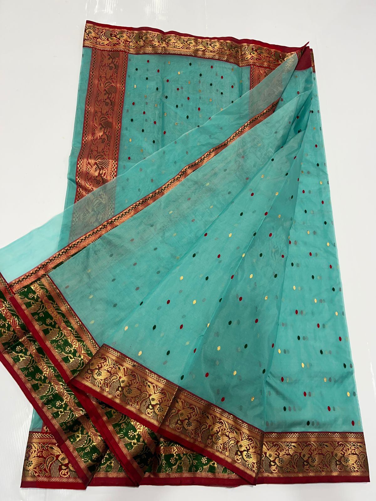 Katan silk ek nal motif saree