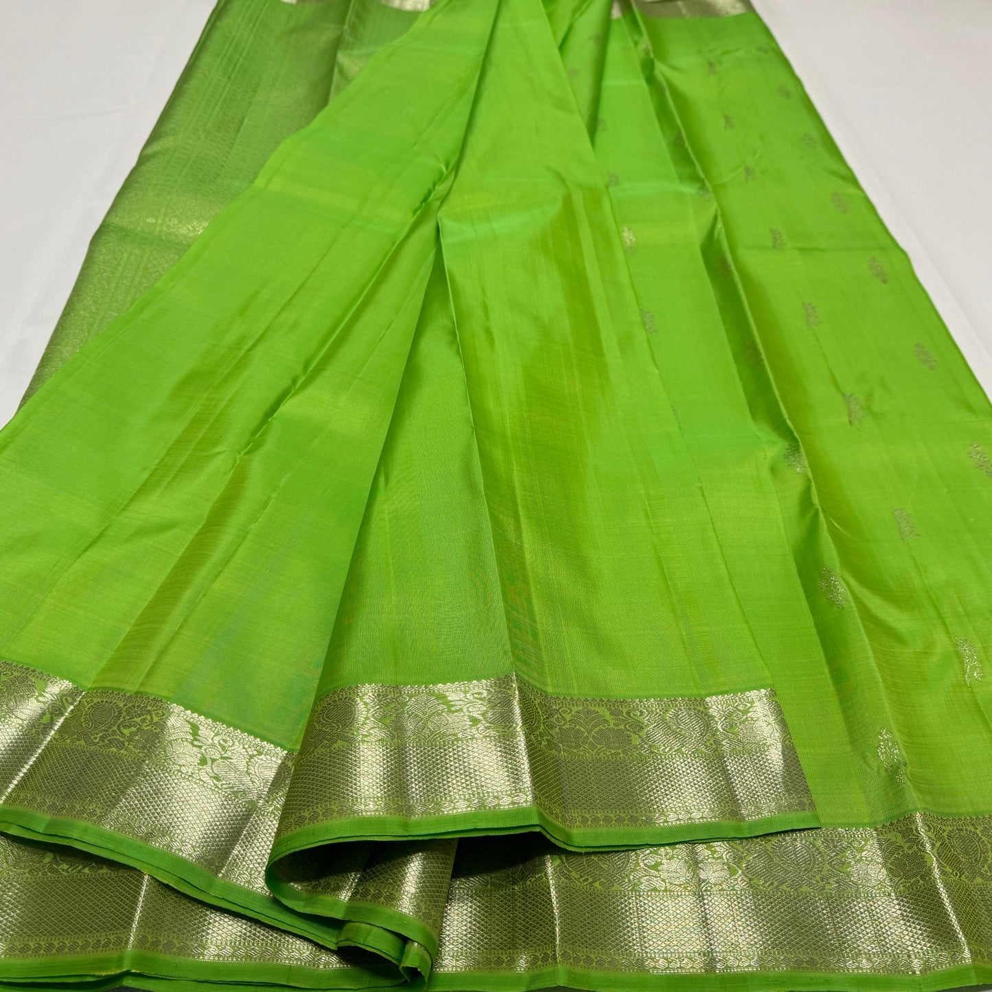 Kanjivaram pure silk handloom double warp self grand pallu and blouse *Silver zari 2g*