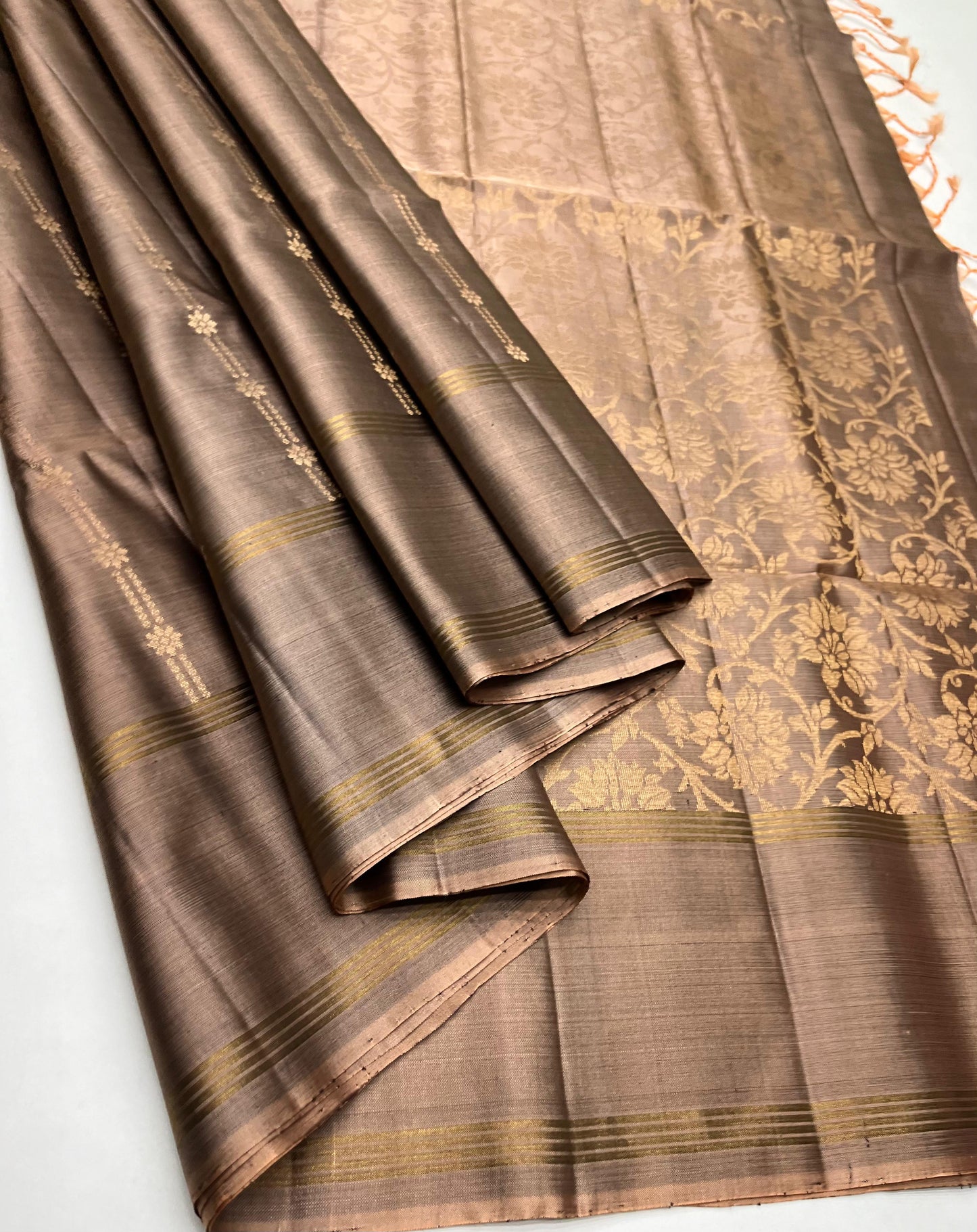 EXCLUSIVE SOFT SILK BHUTTA DESIGN SAREES
PURE HANDLOOM SOFT SILK SAREES
TRENDY FANCY DESIGN
DOUBLE WARP