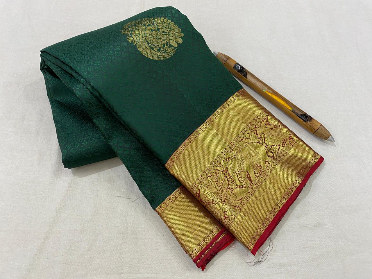 Kanchipuram Handloom pure silk saree
Beautiful fancy Design
gold zari beautiful embossed butta type sarees*