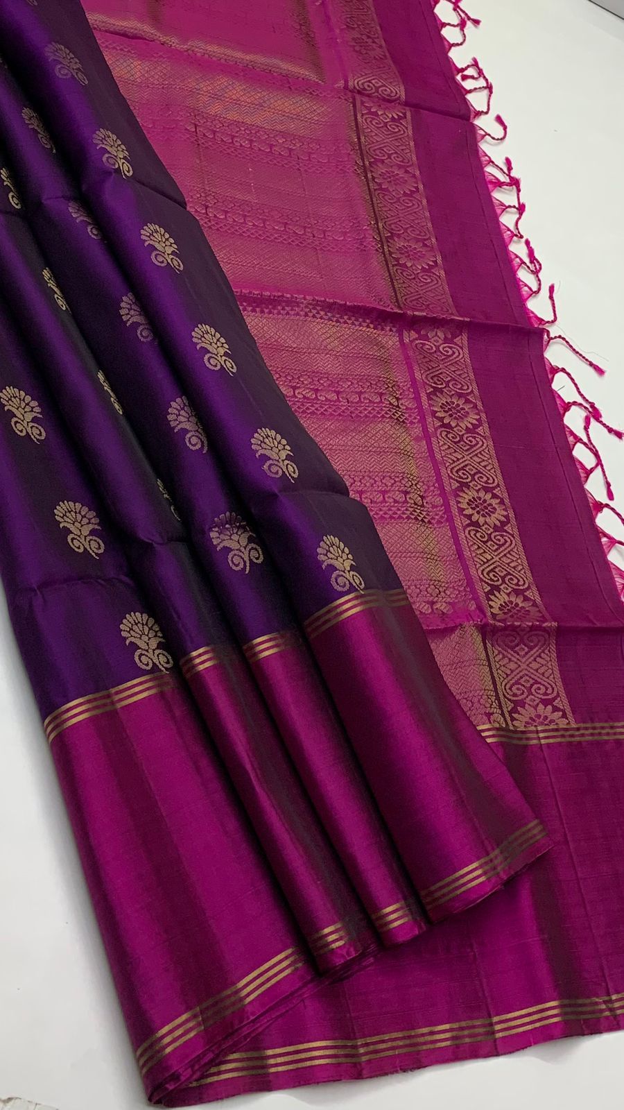 Pure handloom bhutta design borderless Double warp soft silk sarees collections ..with contrast Pallu and blouse