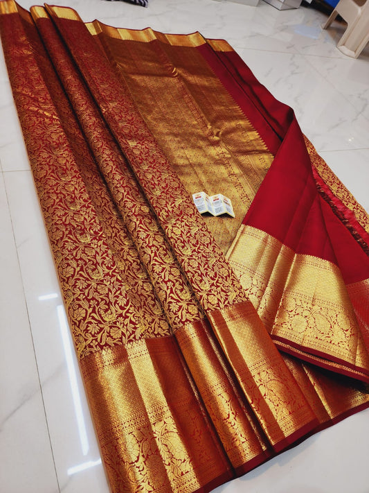 Kanchipuram pure silk handloom gold zari bridal sarees*
Celebrity color combo's kanchipuram special New wedding sarees