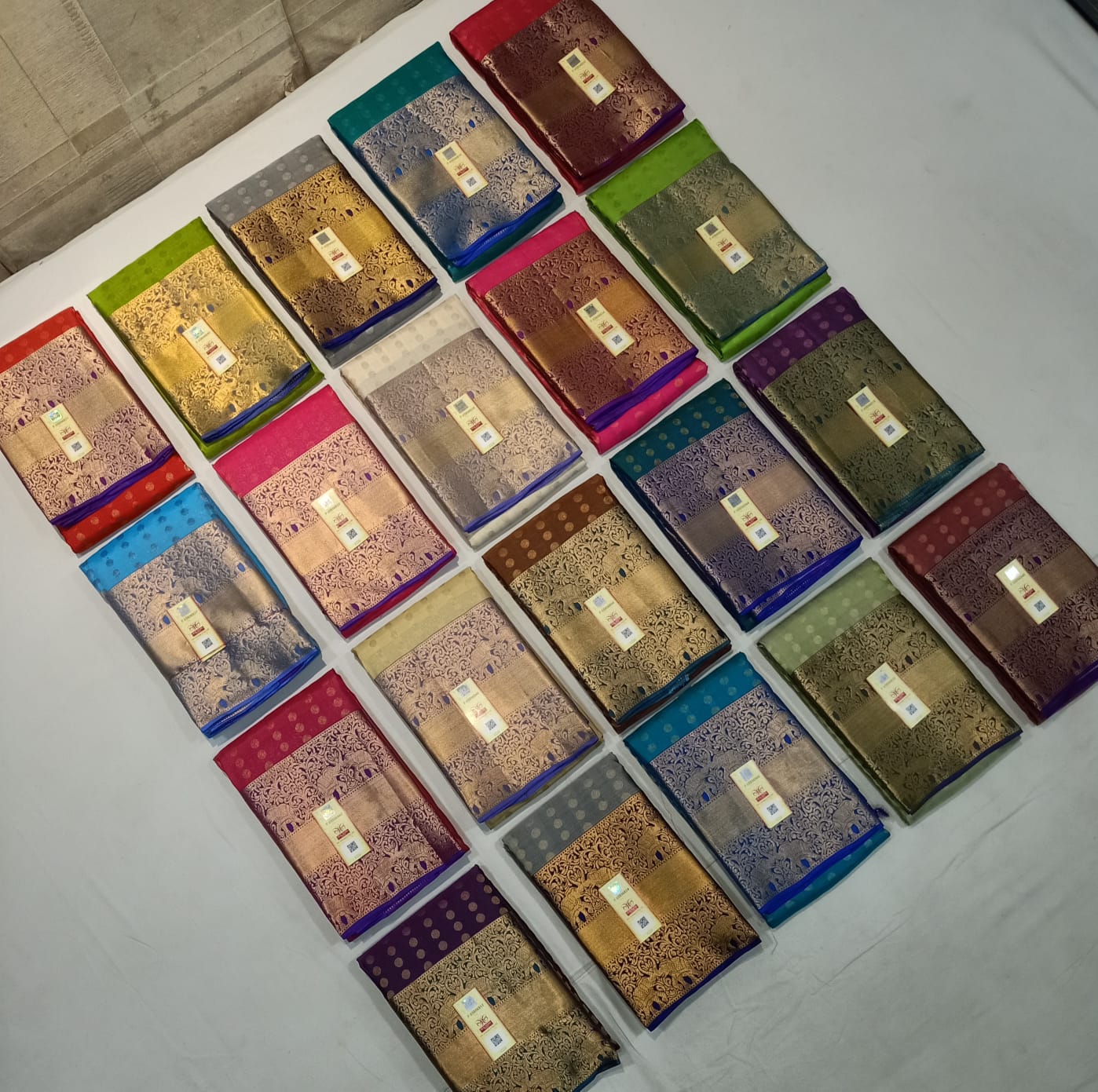 Bridal wear 1000 Butta All self*
Light weight Pure kanjivaram silk saree
Brocade all self
All over all self weaving
Jarie weaving all over saree
Tissue jarie weaving border*
10inch tissue border*