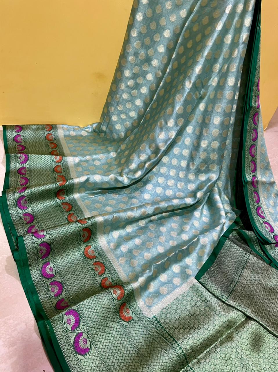 BEST BANARASI WARM SILK SAREES*
ALFI MINA SCURT AND ALFI BORDER*
SOFT FABRIC BEAUTIFUL COLOUR COMBINATION*