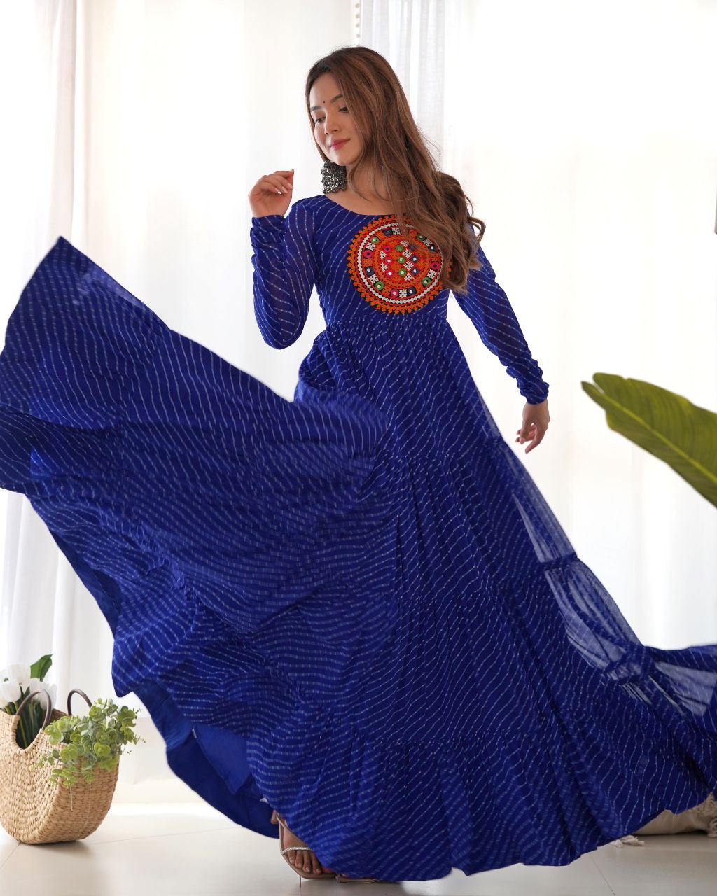 ANARKALI FABRIC : HEAVY PURE SOFT FOX GEORGETTE LAHERIYA PRINT Gown