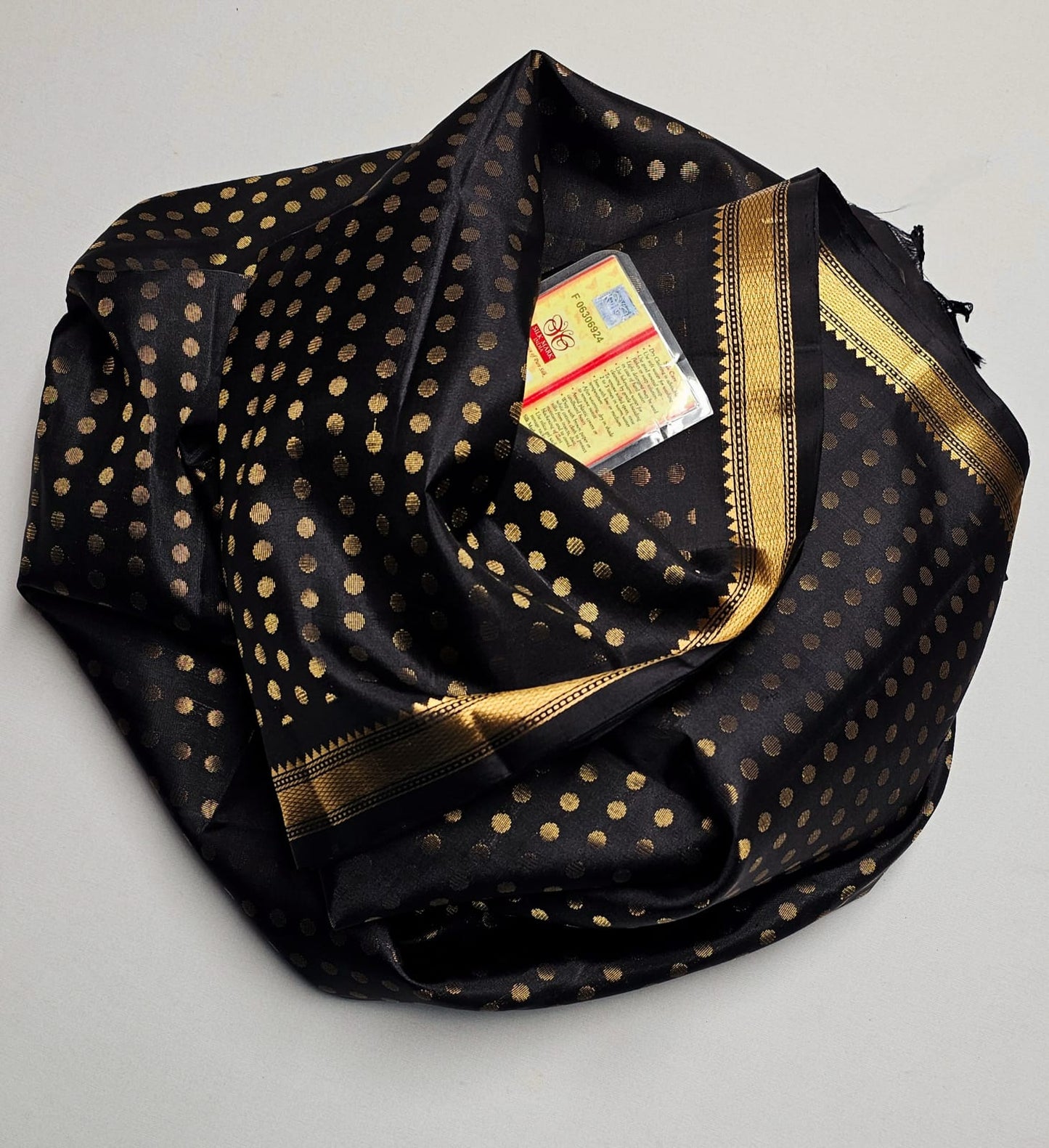 Pure handloom kanchi soft silk sarees
Silk mark certified