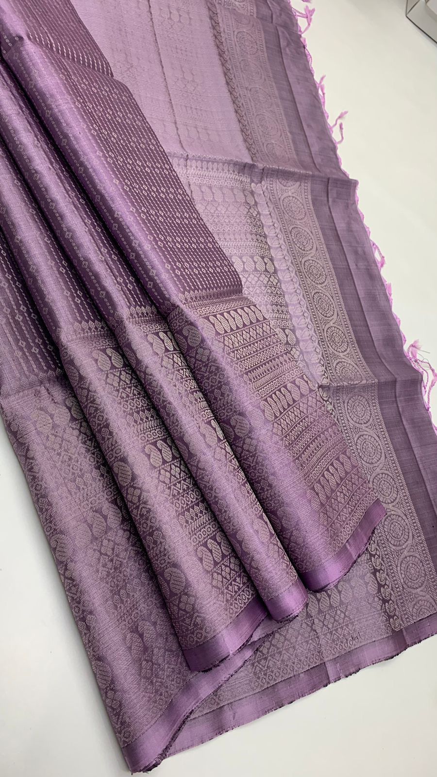 Pure handloom  borderless Allself bridal Double warp soft silk sarees collections ..with contrast Pallu and blouse