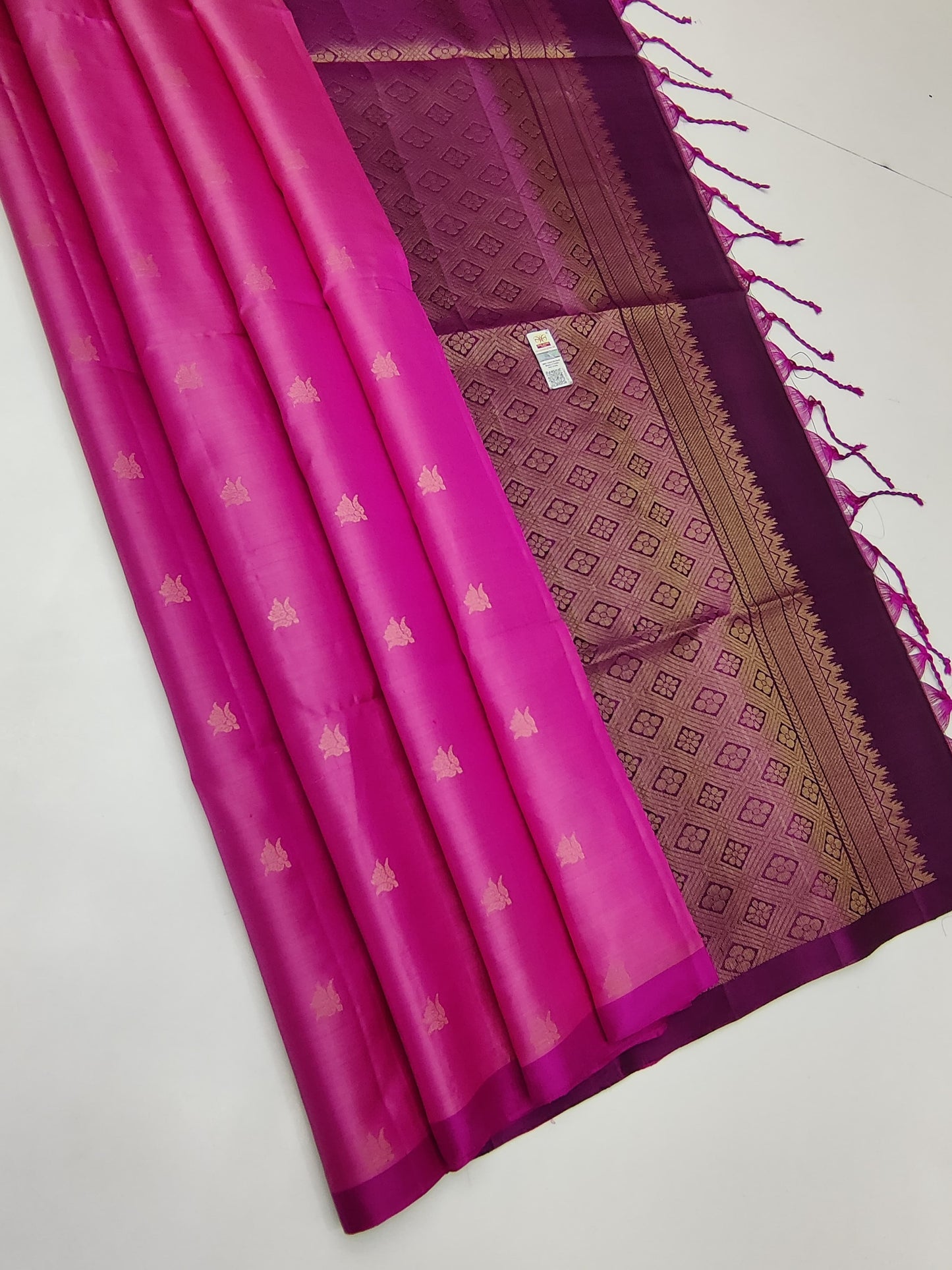 Pure handloom kanchi soft silk sarees
Silk mark certified
