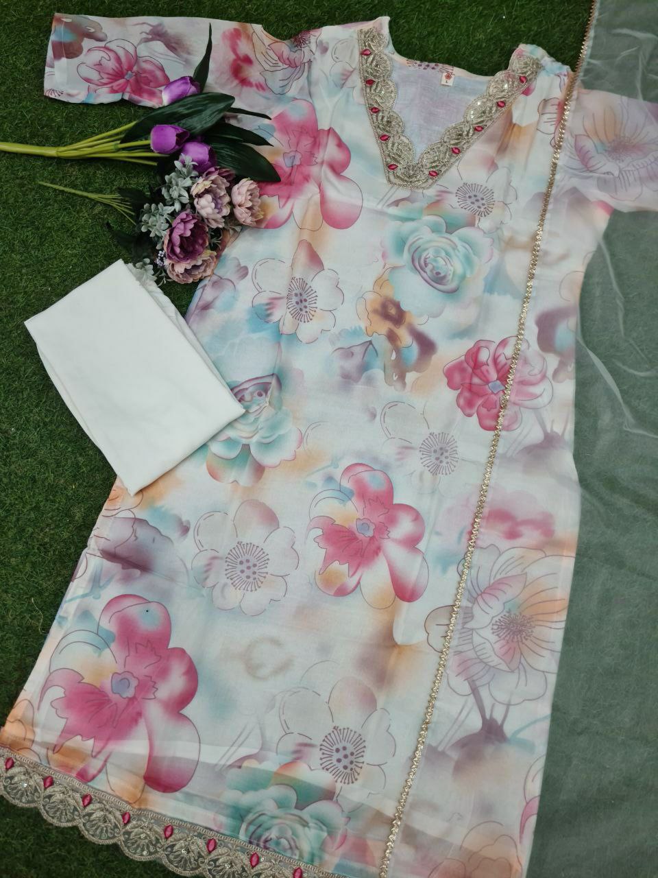 Suti set PURE ORGANZA WITH SEQUENCE CODING EMBROIDERY WORK