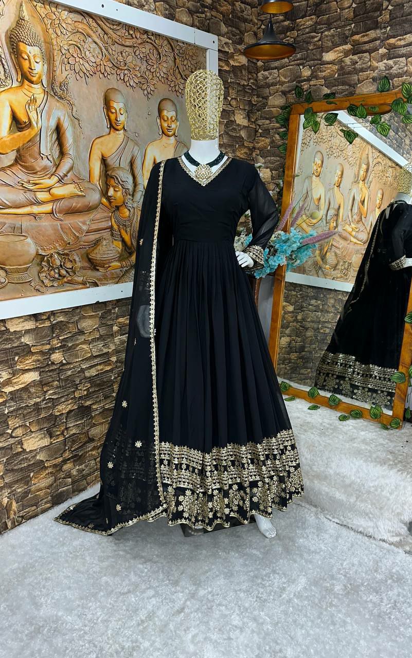 GOWN WITH PANT AND EMBROIDERY  WORK
GOWN FABRIC : HAVY FOUX GEORGATE WITH EMBROIDERY WORK AND FULL SLEEVES