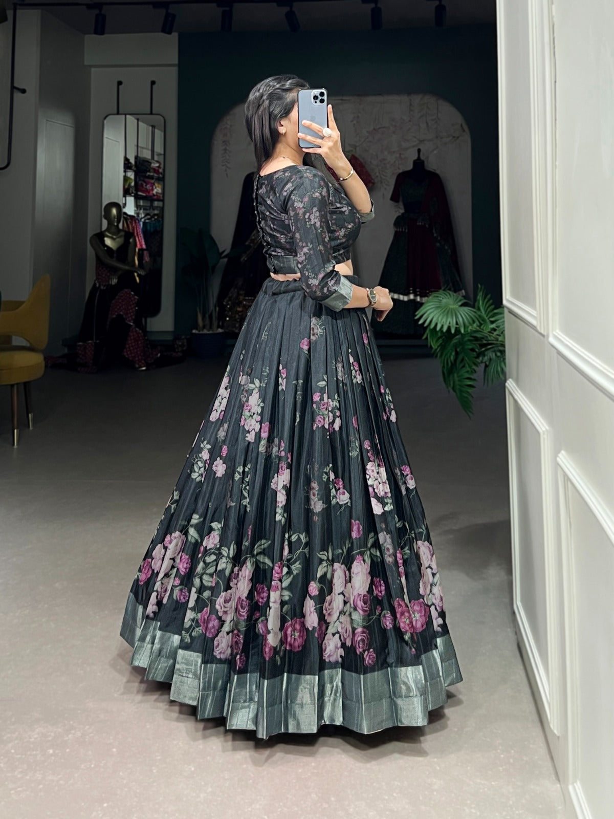 Co-ord Set Lehenga
Embrace Timeless Elegance with Our Floral Print Lehenga and Blouse Set 🪷