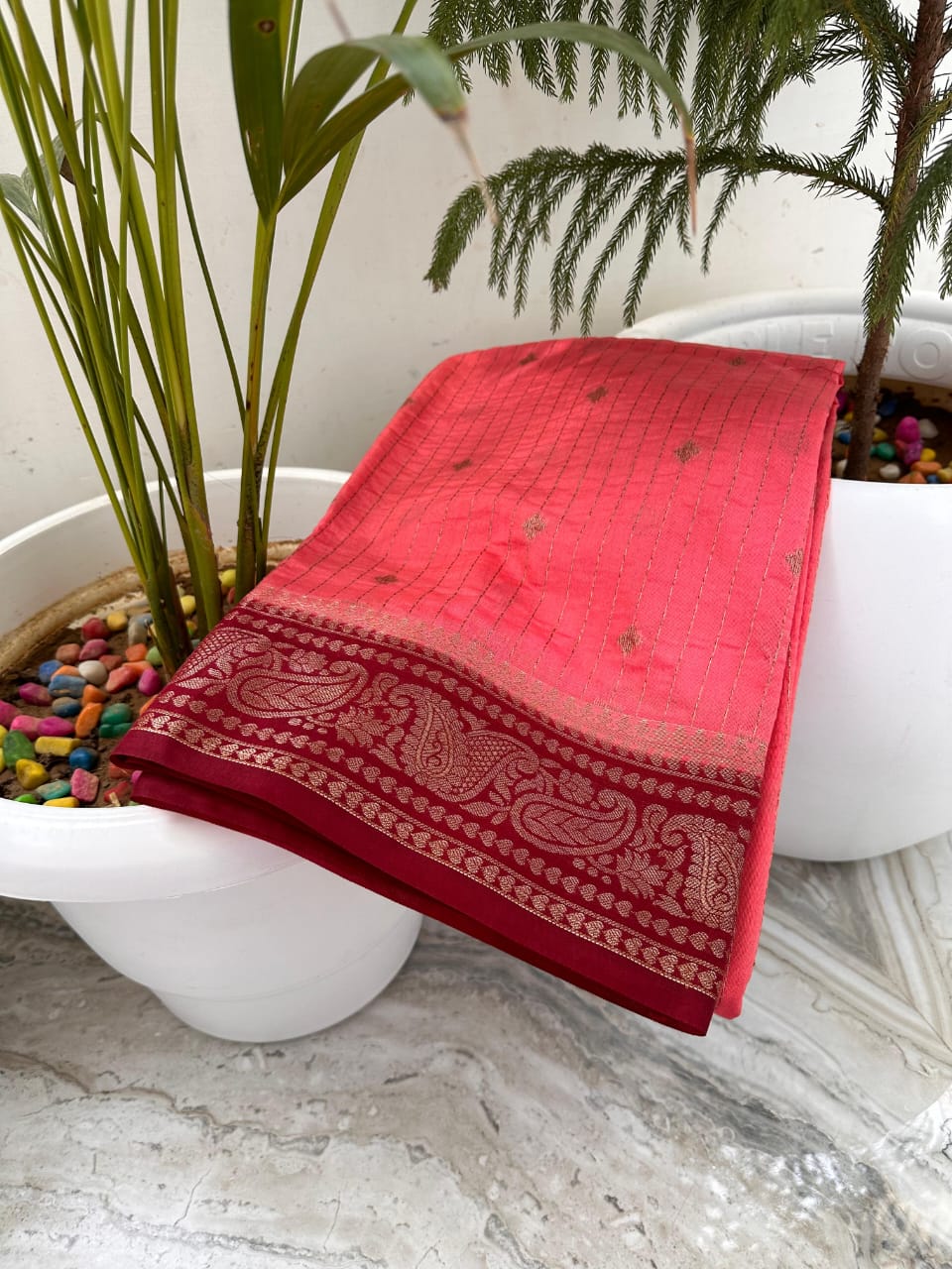 Handwoven Banarasi Dyeble Semi Chinya Silk Saree*