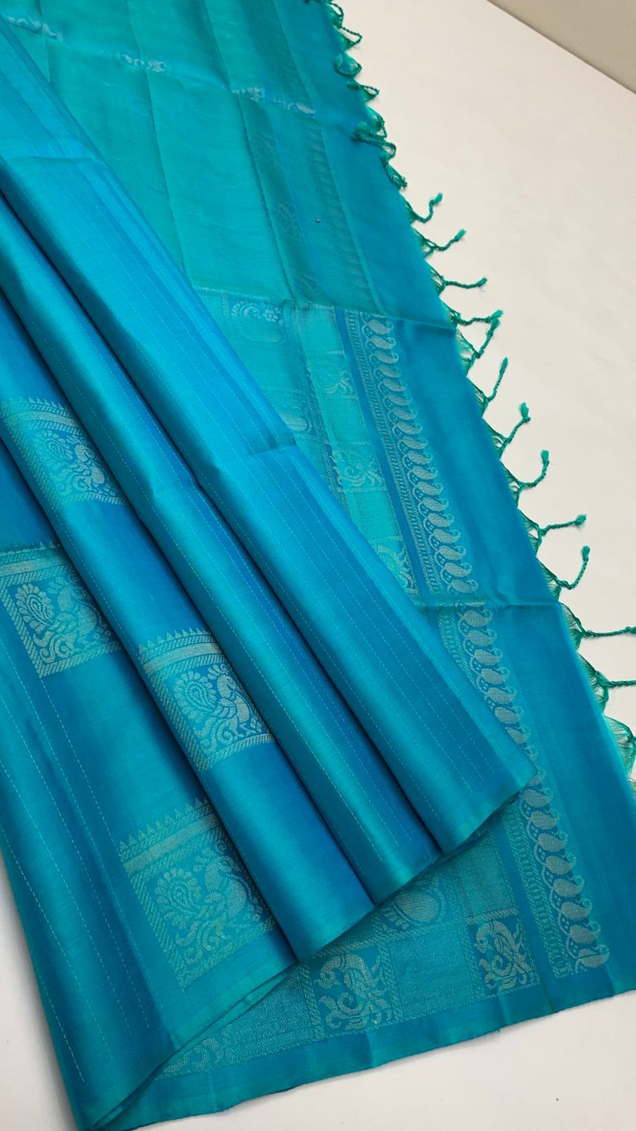 Pure handloom bhutta design borderless Double warp soft silk sarees collections ..with contrast Pallu and blouse