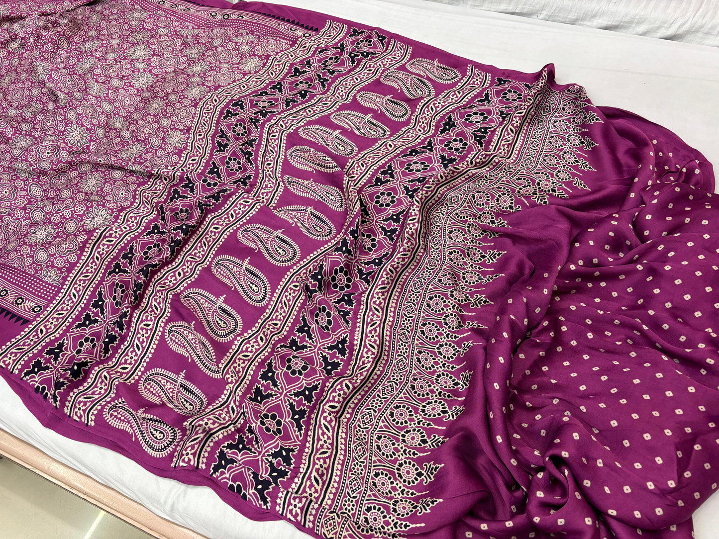 Pure Gajji Silk Saree With Azarkh Print