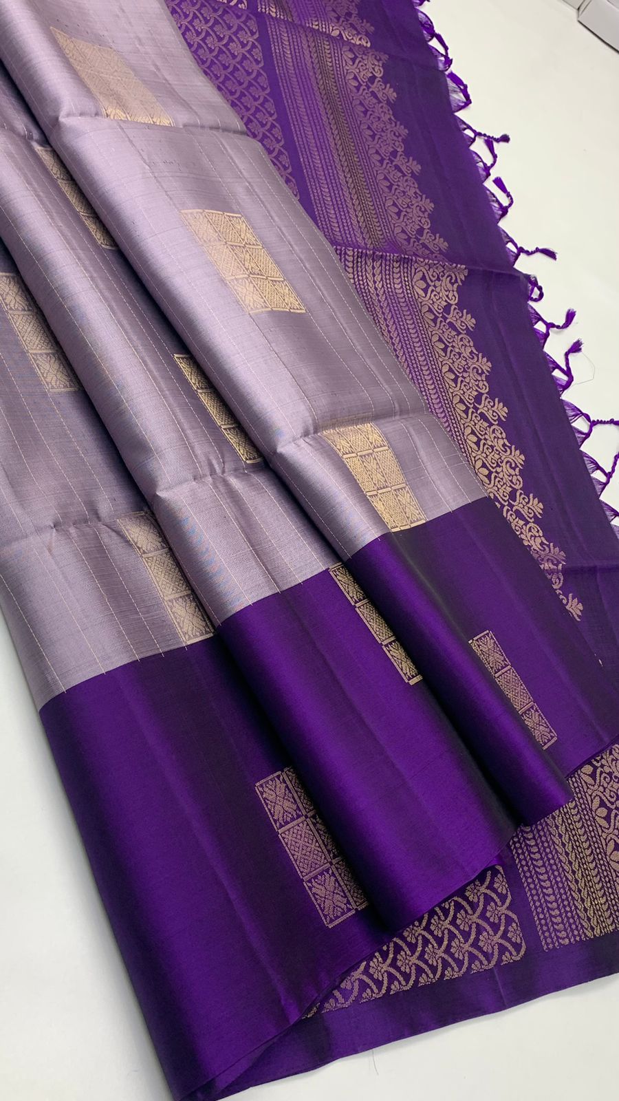 Pure handloom bhutta design borderless Double warp soft silk sarees collections ..with contrast Pallu and blouse