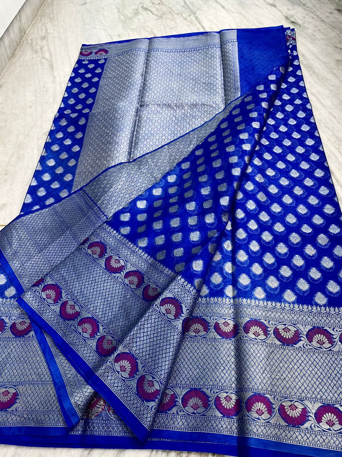 BEST BANARASI WARM SILK SAREES*
ALFI MINA SCURT AND ALFI BORDER*
SOFT FABRIC BEAUTIFUL COLOUR COMBINATION*
