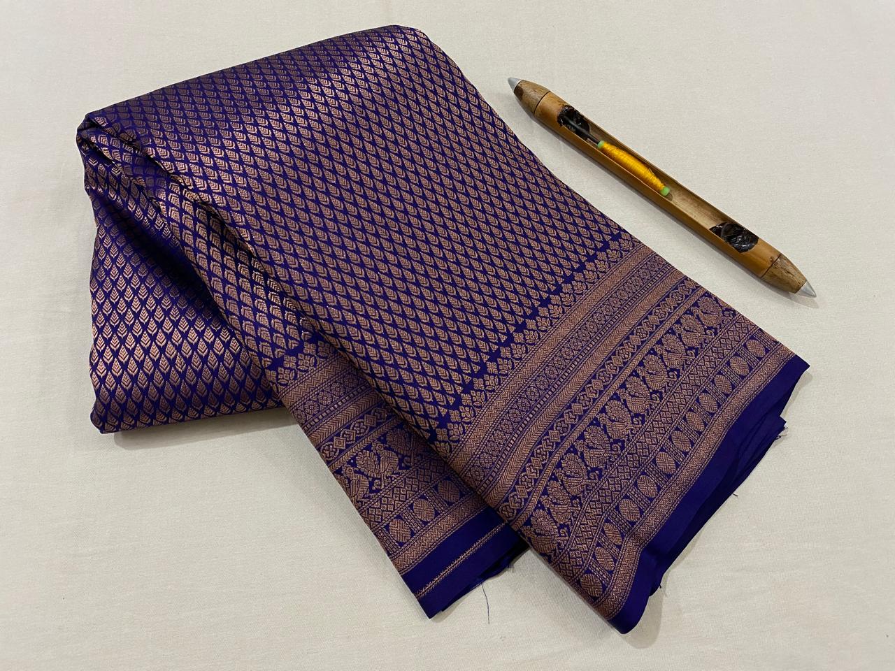 Kanchipuram Handloom pure silk saree
Beautiful fancy Design 
kerala beautiful wedding type sarees*