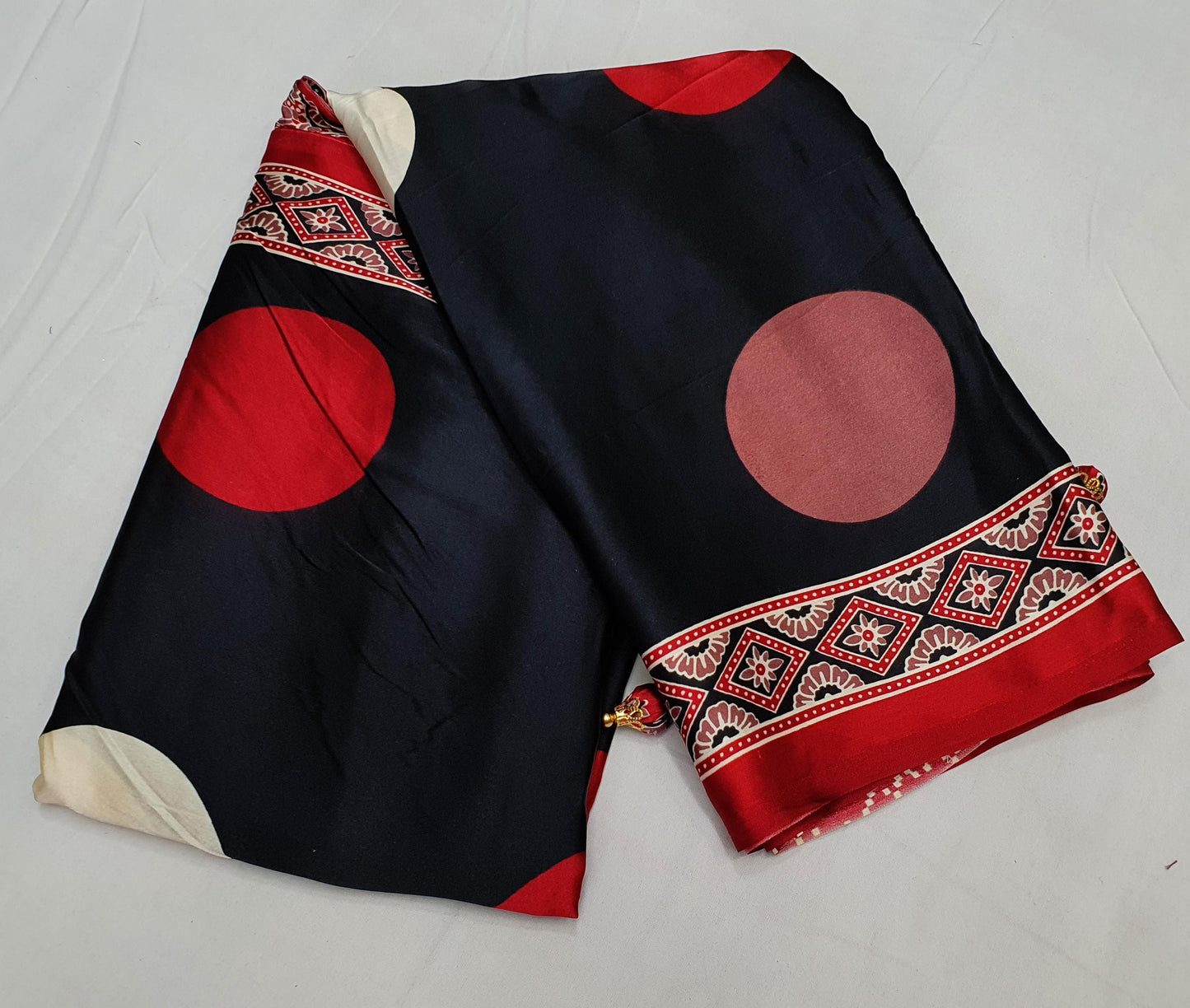 AJRAKH PRINTED ON MODAL SILK CREPE Saree*