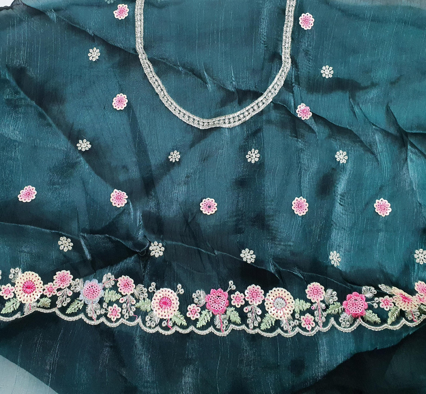ALLOVER MULTI SEQUENCE WORK AND BORDER ON JIMMY CHOO*Saree