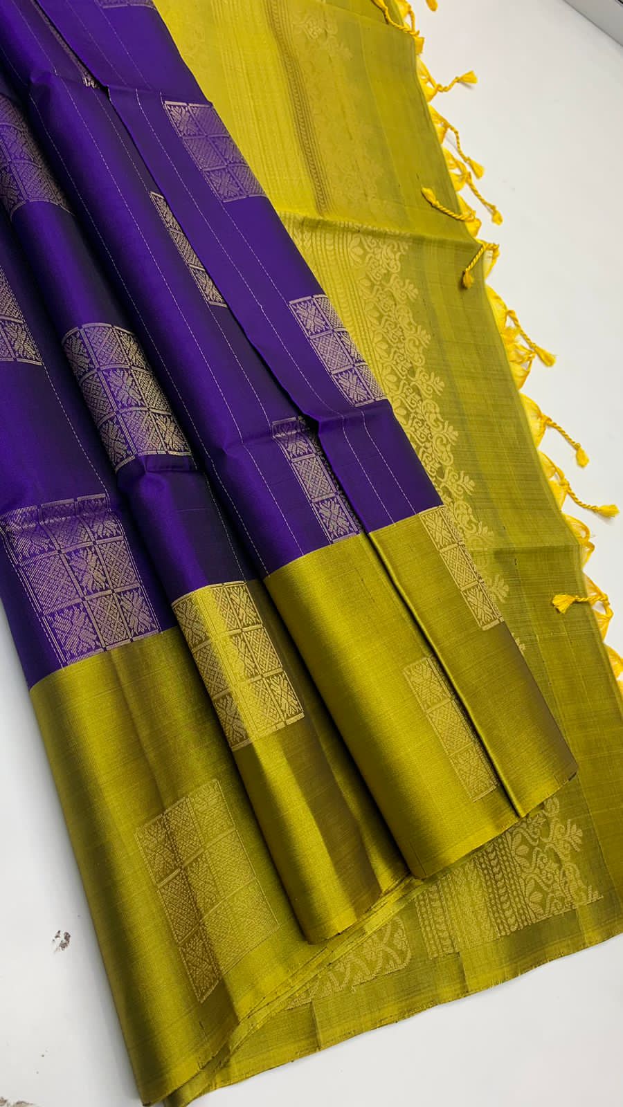 Pure handloom bhutta design borderless Double warp soft silk sarees collections ..with contrast Pallu and blouse