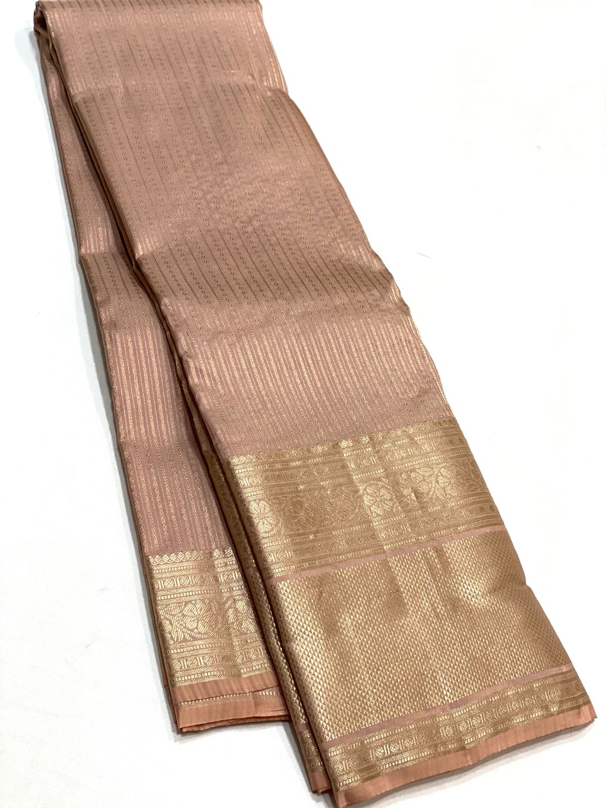 Pure Kanchivaram handloom silk saree with pure 2g zari traditional long border strip butta all over saree 
Silkmark certified