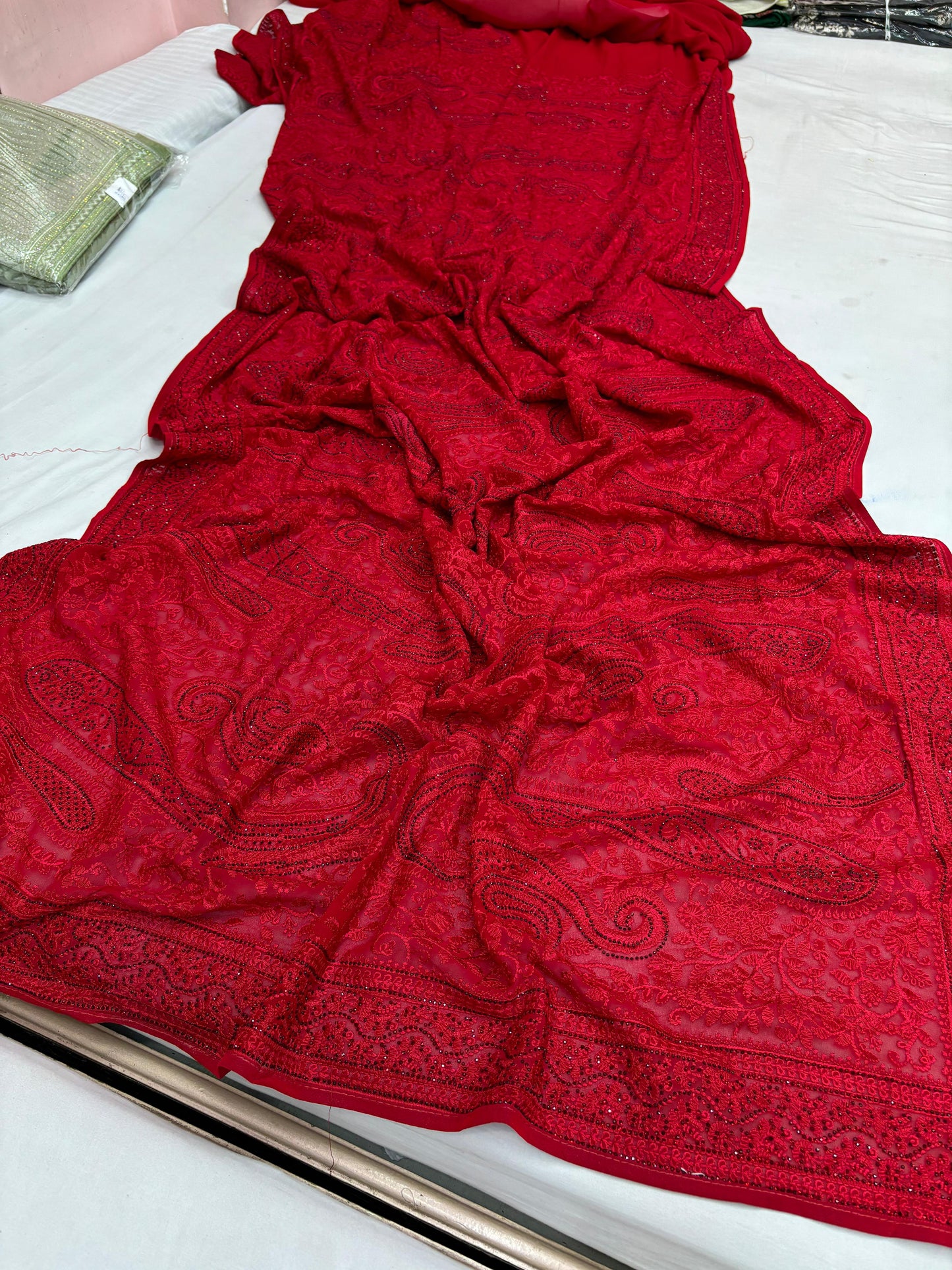 ALLOVER PURE LUCKNOWI CHIKANKARI SAREE ON PURE Georgette Saree