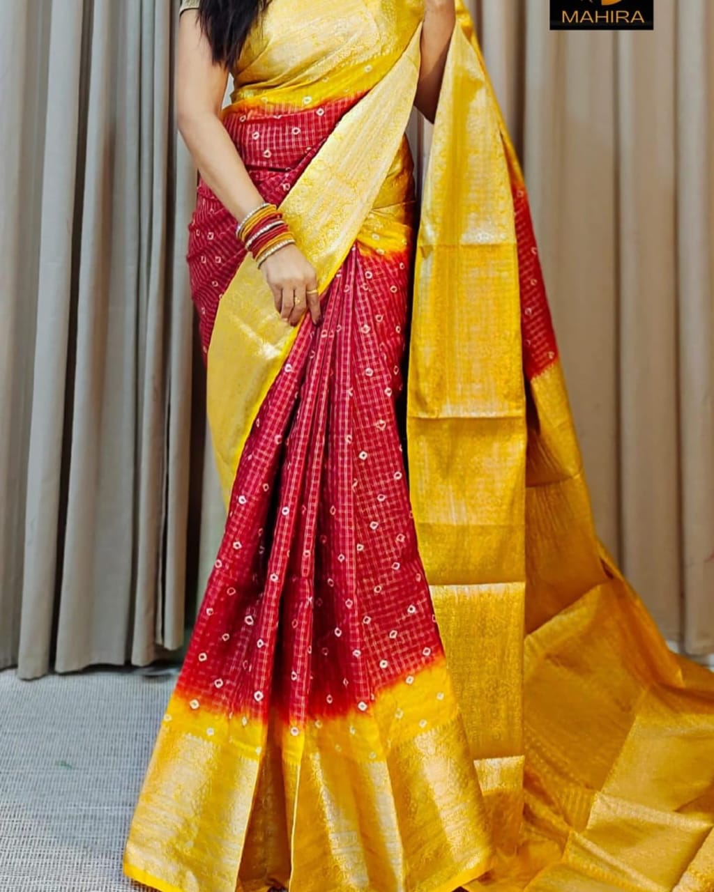 Handwoven Banarasi Dyeble Warm Silk Saree*