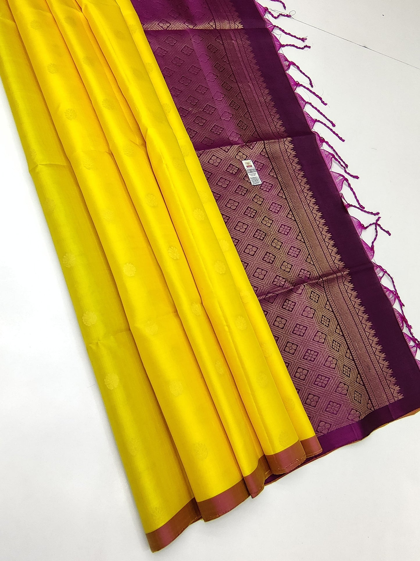 Pure handloom kanchi soft silk sarees
Silk mark certified