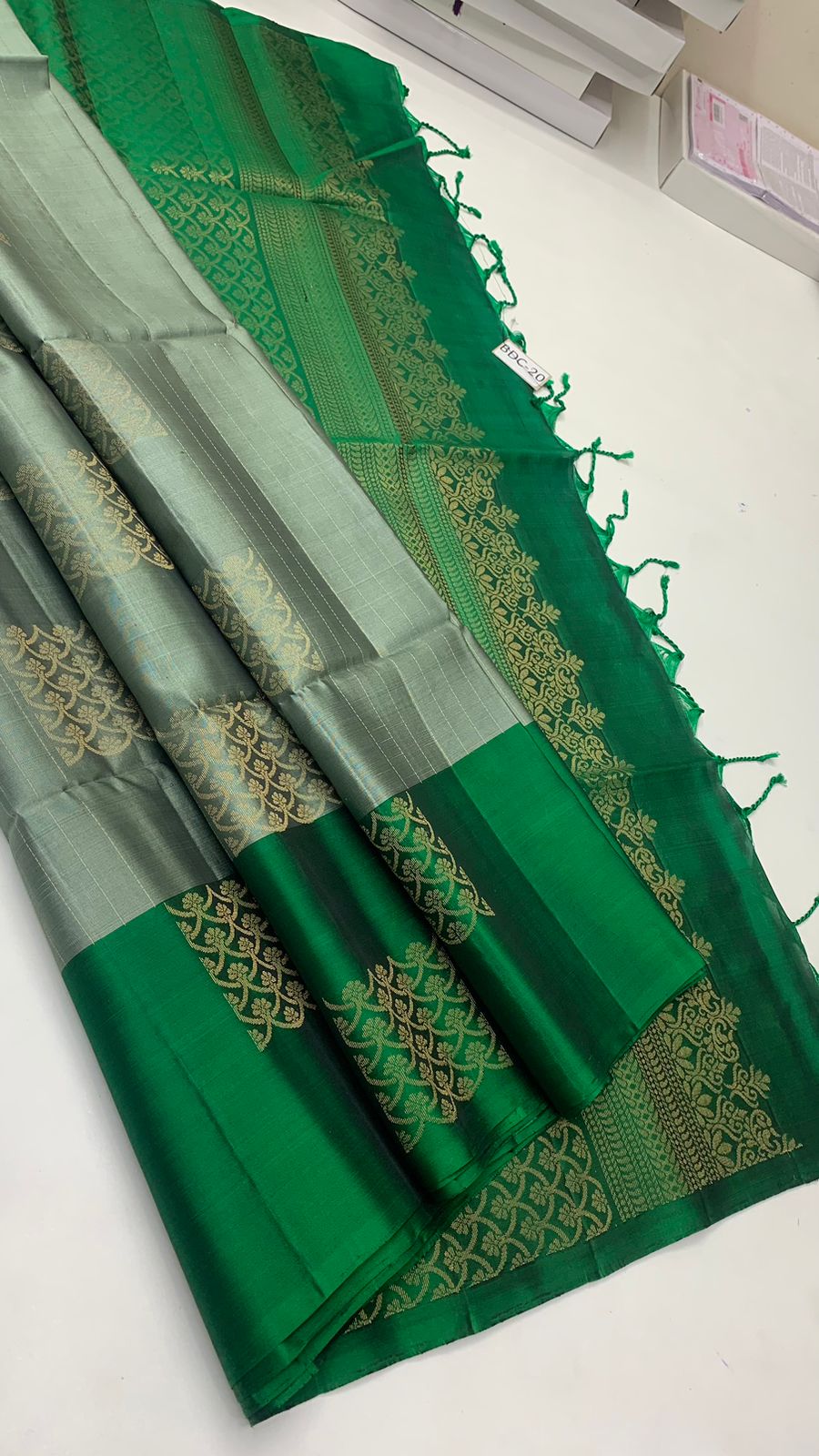Pure handloom borderless Double warp soft silk sarees collections ..with contrast Pallu and blouse