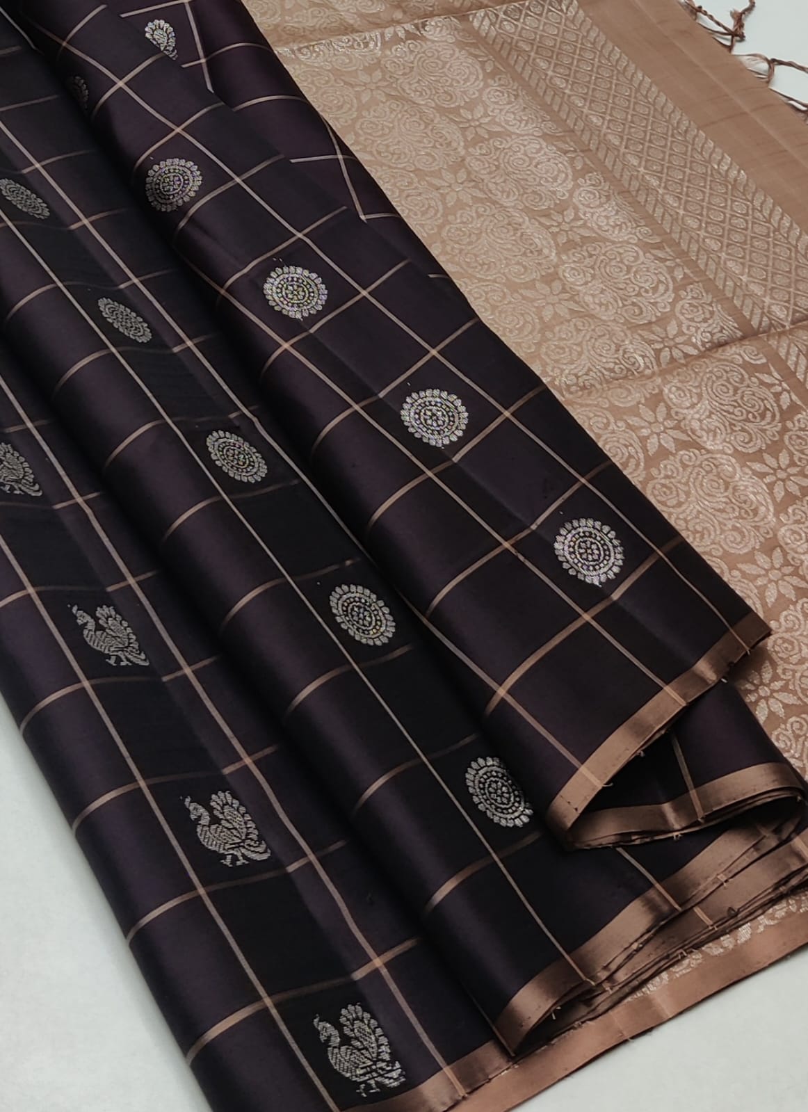 Pure handloom kanchi soft silk sarees
Silk mark certified